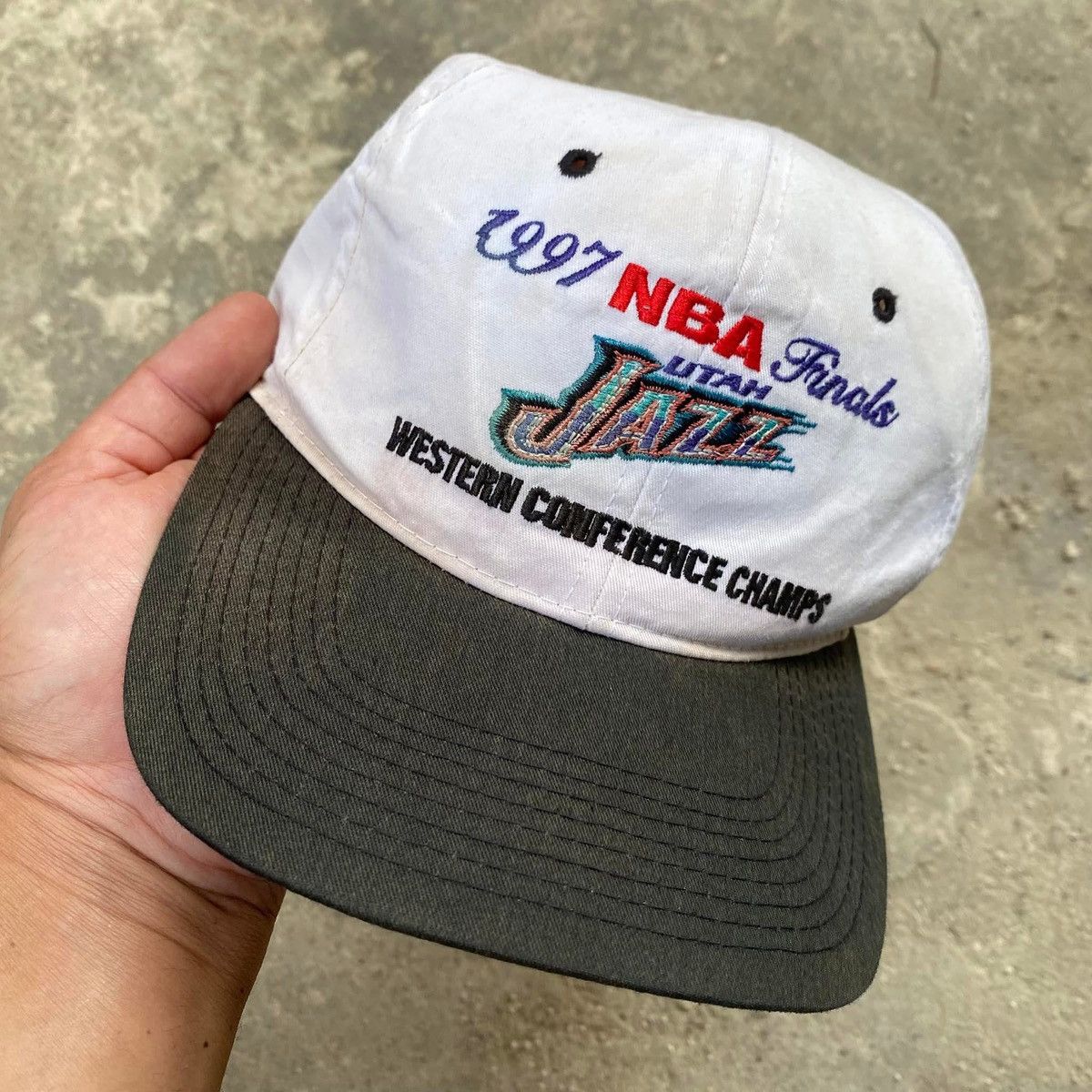 NBA RARE ‼️ Utah Jazz Size ONE SIZE - 2 Thumbnail