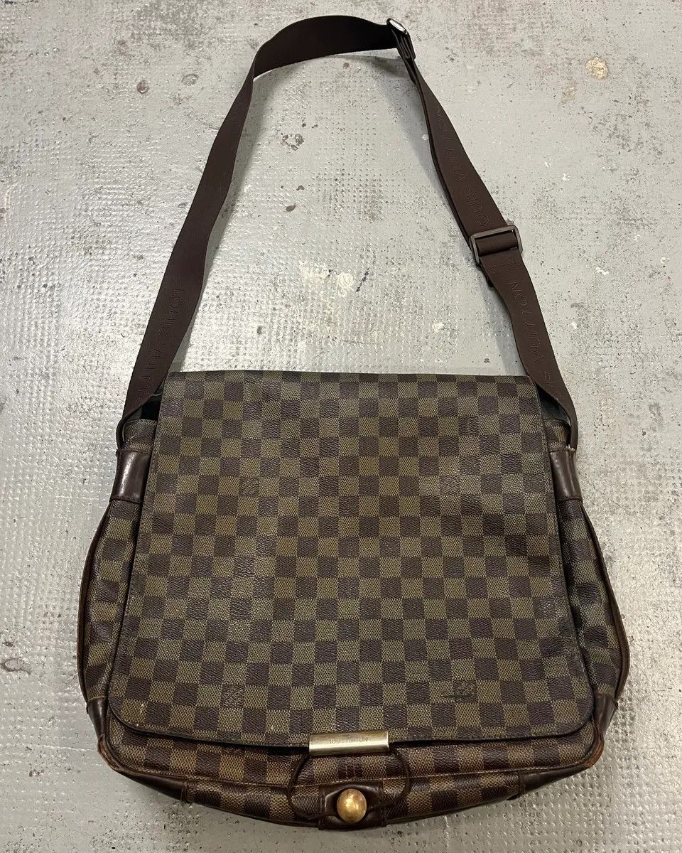 Louis Vuitton Louis Vuitton Monogram Brown Leather Messenger Bag Size ONE SIZE - 1 Thumbnail