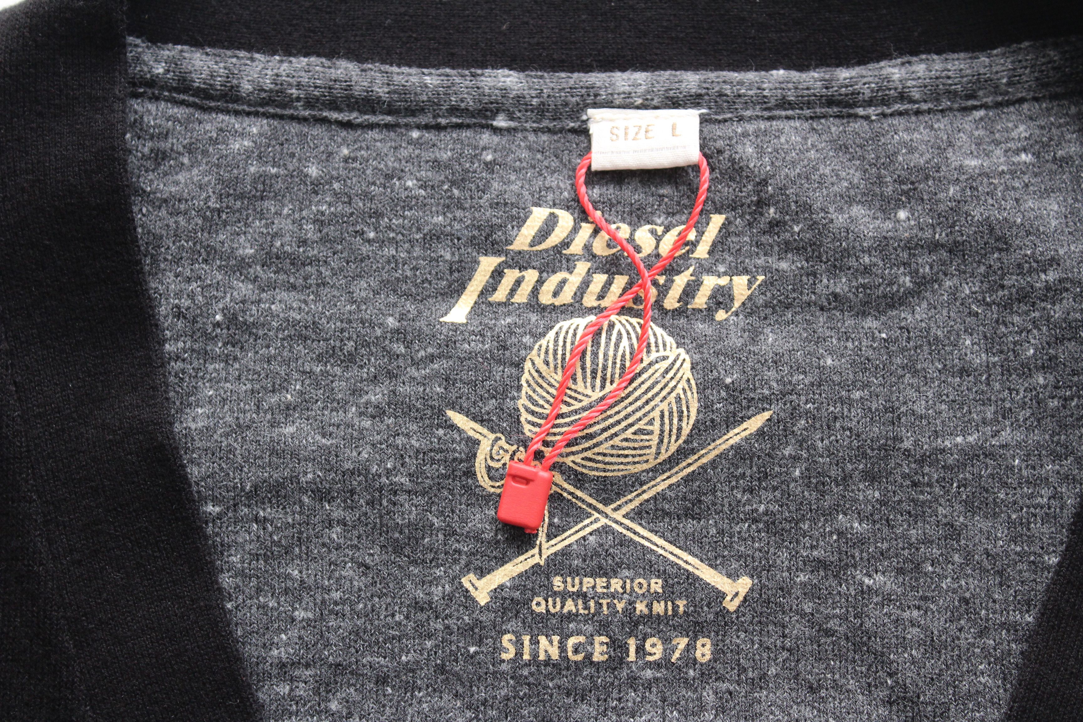 Diesel Diesel Sweater Cardigan Mens Size L Vintage Hype Size US L / EU 52-54 / 3 - 15 Thumbnail