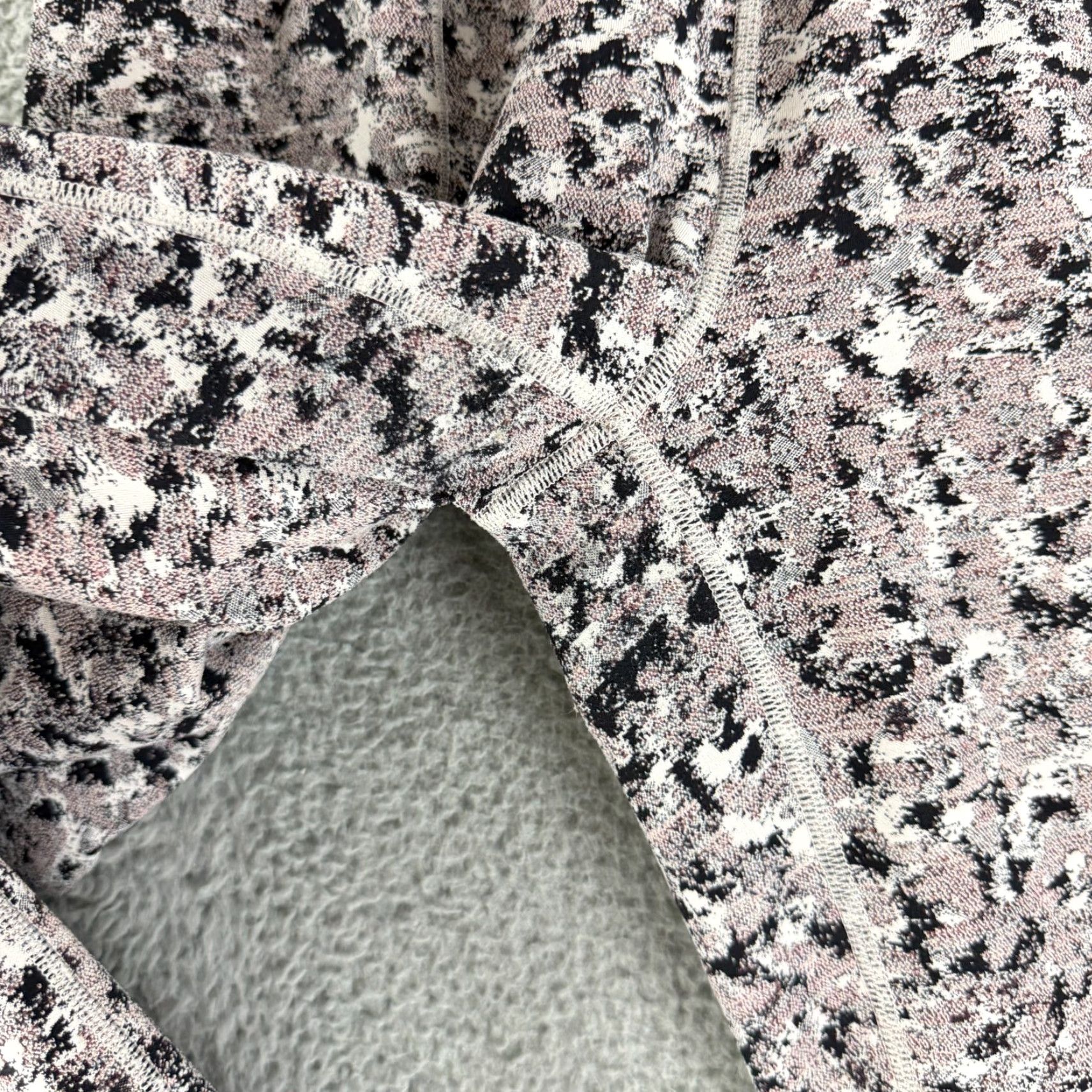 Athleta Athleta Salutation Textured Jogger Pants Womens Medium Pink Pull On High-Rise Size 32" / US 10 / IT 46 - 4 Thumbnail