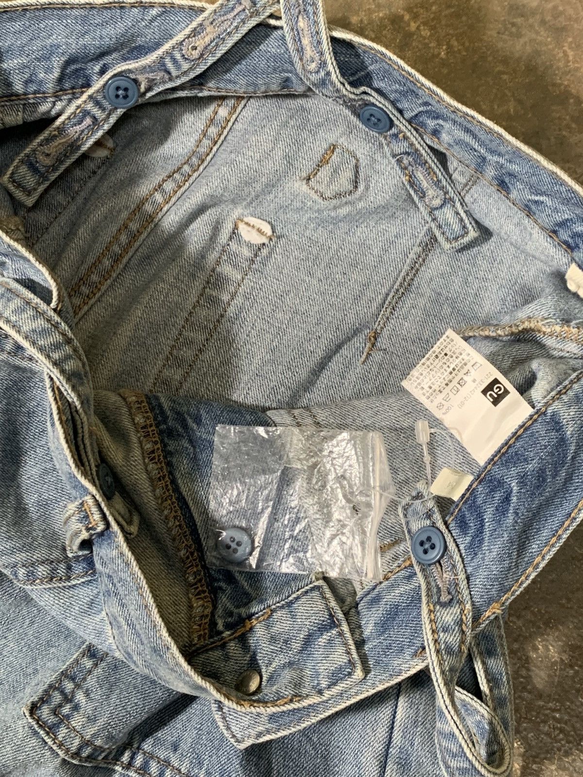 GU GU baggy wide leg baker buckleback jeans Size 30" / US 8 / IT 44 - 8 Thumbnail