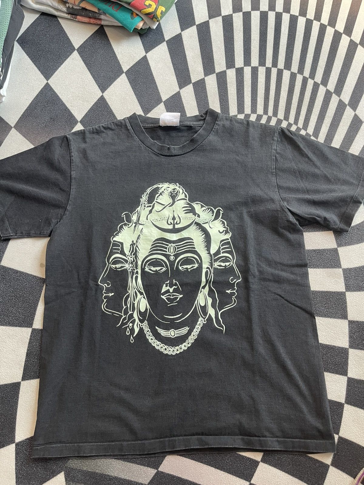 Vintage Vintage Alice Blue Tattoo "Om Namah Shivaya" Shiva T-Shirt Size US S / EU 44-46 / 1 - 1 Thumbnail