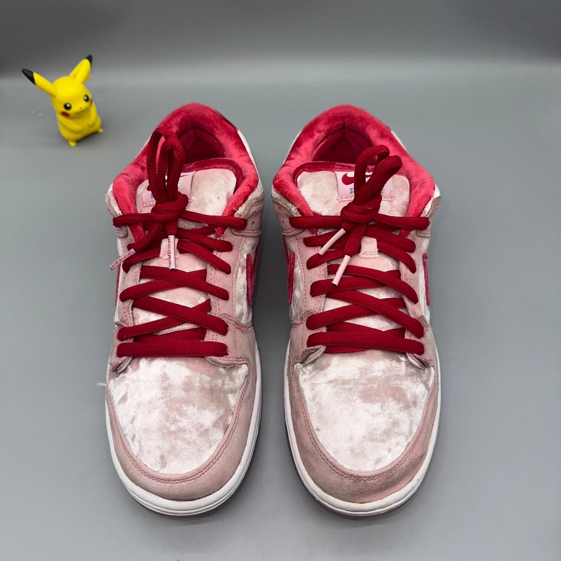 Nike Nike Dunk SB Valentine's Day Pink White Size US 9 / EU 42 - 2 Thumbnail