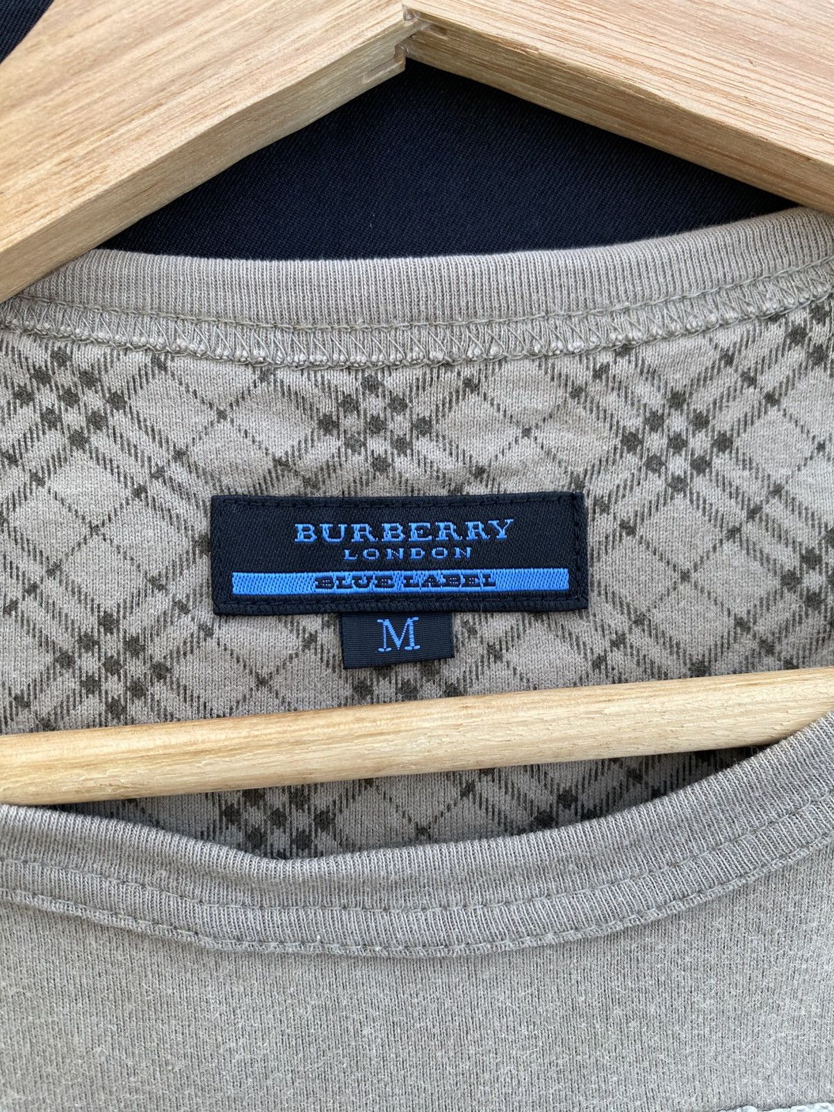 Burberry Rare Vintage Burberry Blue Label Tshirt Size US M / EU 48-50 / 2 - 8 Thumbnail