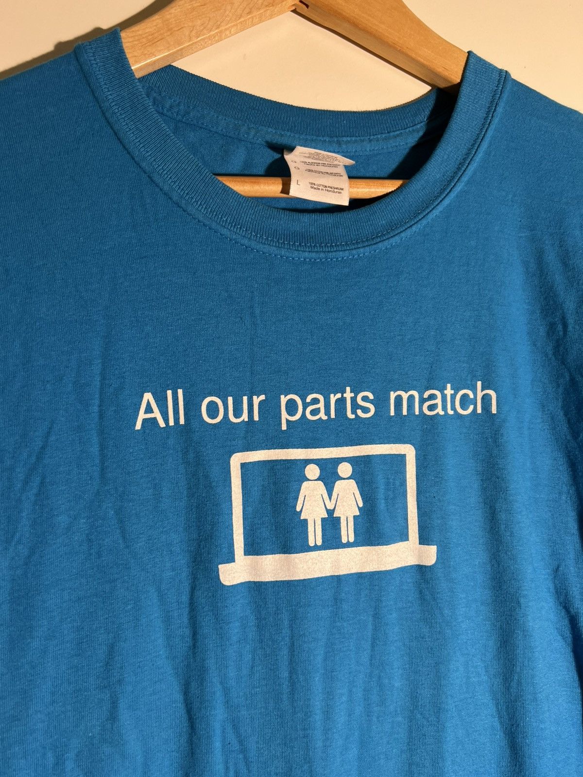 Vintage Y2K 2000’s VTG Vintage All Our Parts Match Two Women Shirt Size US L / EU 52-54 / 3 - 3 Thumbnail