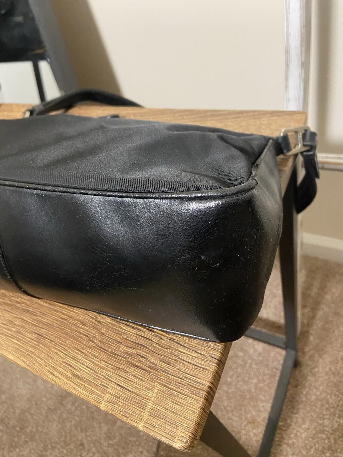 Prada Vintage Prada black nylon leather shoulder bag scuffed/solid Size ONE SIZE - 5 Thumbnail