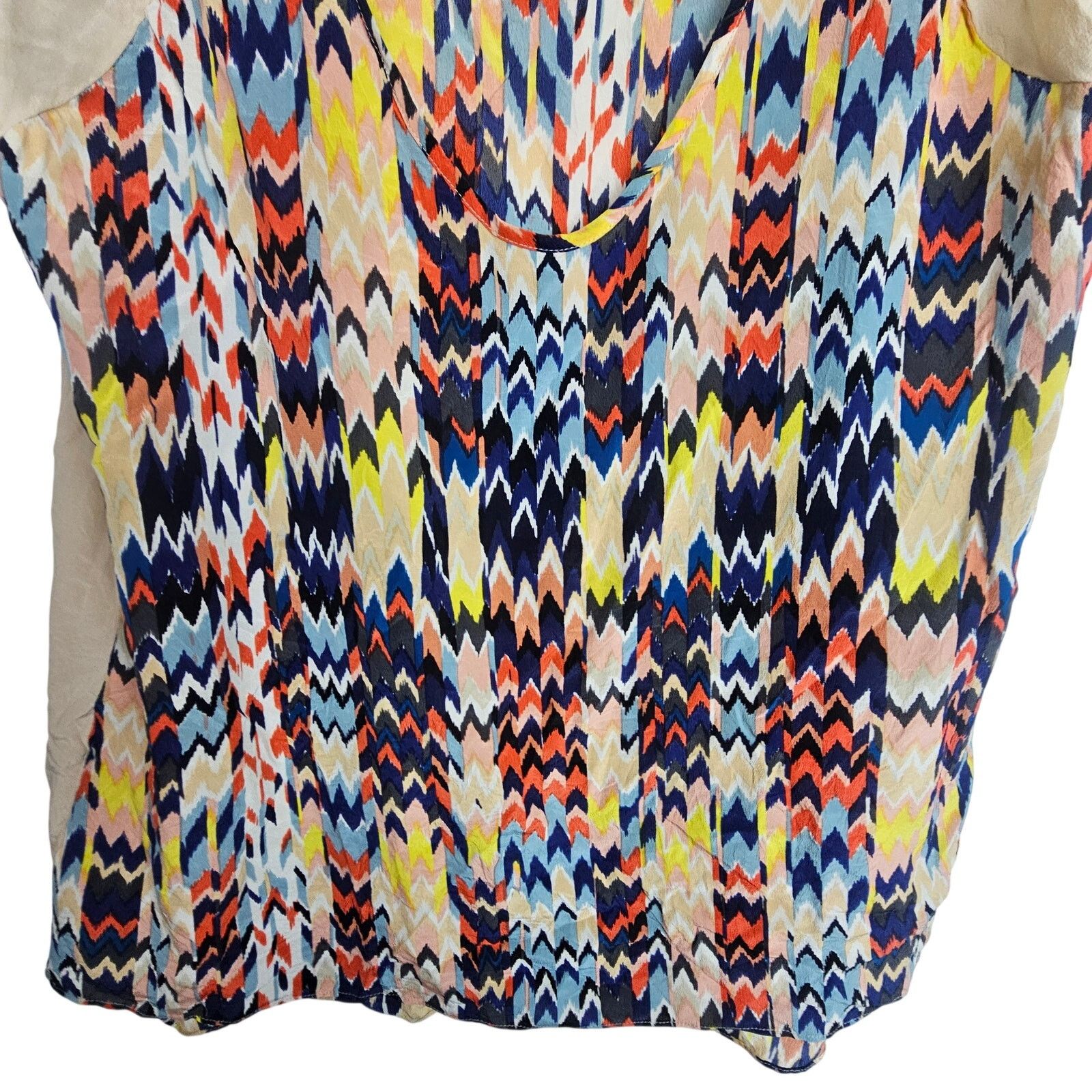Anthropologie Anthropologie Maeve Womens Grafica Silk Geometric Blouse L Size L / US 10 / IT 46 - 4 Thumbnail