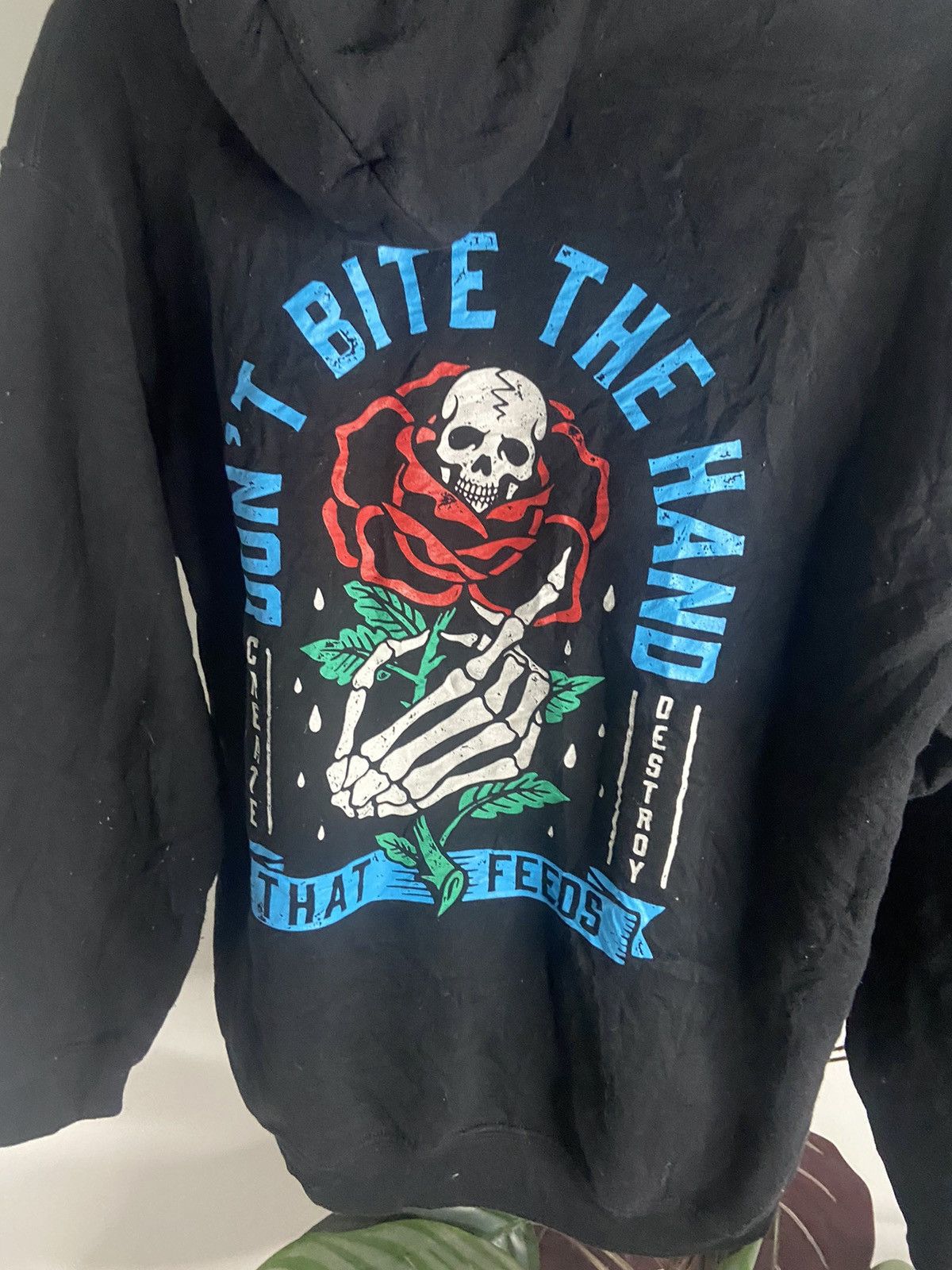 Other SCW X DON’T BITE THE HAND😊❤️ Size US M / EU 48-50 / 2 - 5 Thumbnail