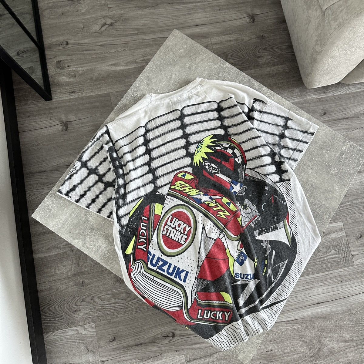 Japanese Brand Vintage 90s rare Lucky Strike Suzuki Racing tee AOP moto Size US XL / EU 56 / 4 - 6 Thumbnail