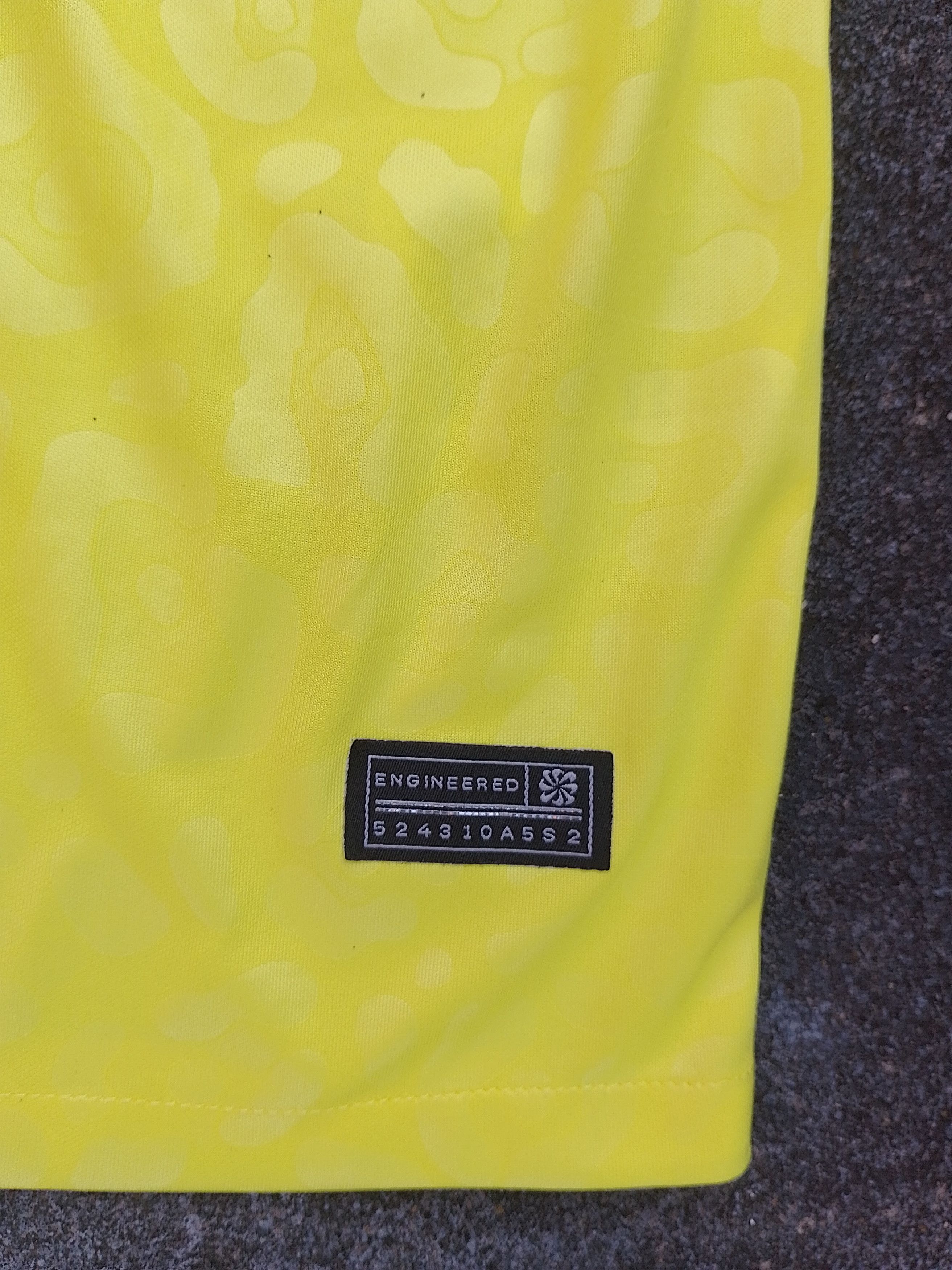Nike Brazil Jersey 2022 World Cup Official Original Size US M / EU 48-50 / 2 - 5 Thumbnail