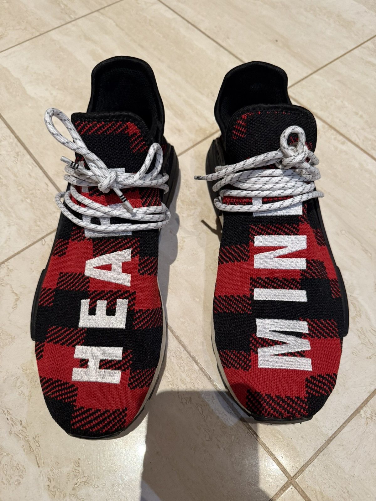 ❤️🔥❤️🔥RARE FRIENDS AND FAMILY ADIDAS RED PLAID NMD