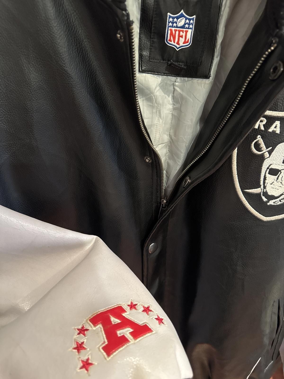 NFL Mens leather full embroidered NFL Raiders varsity jacket Size US L / EU 52-54 / 3 - 5 Thumbnail