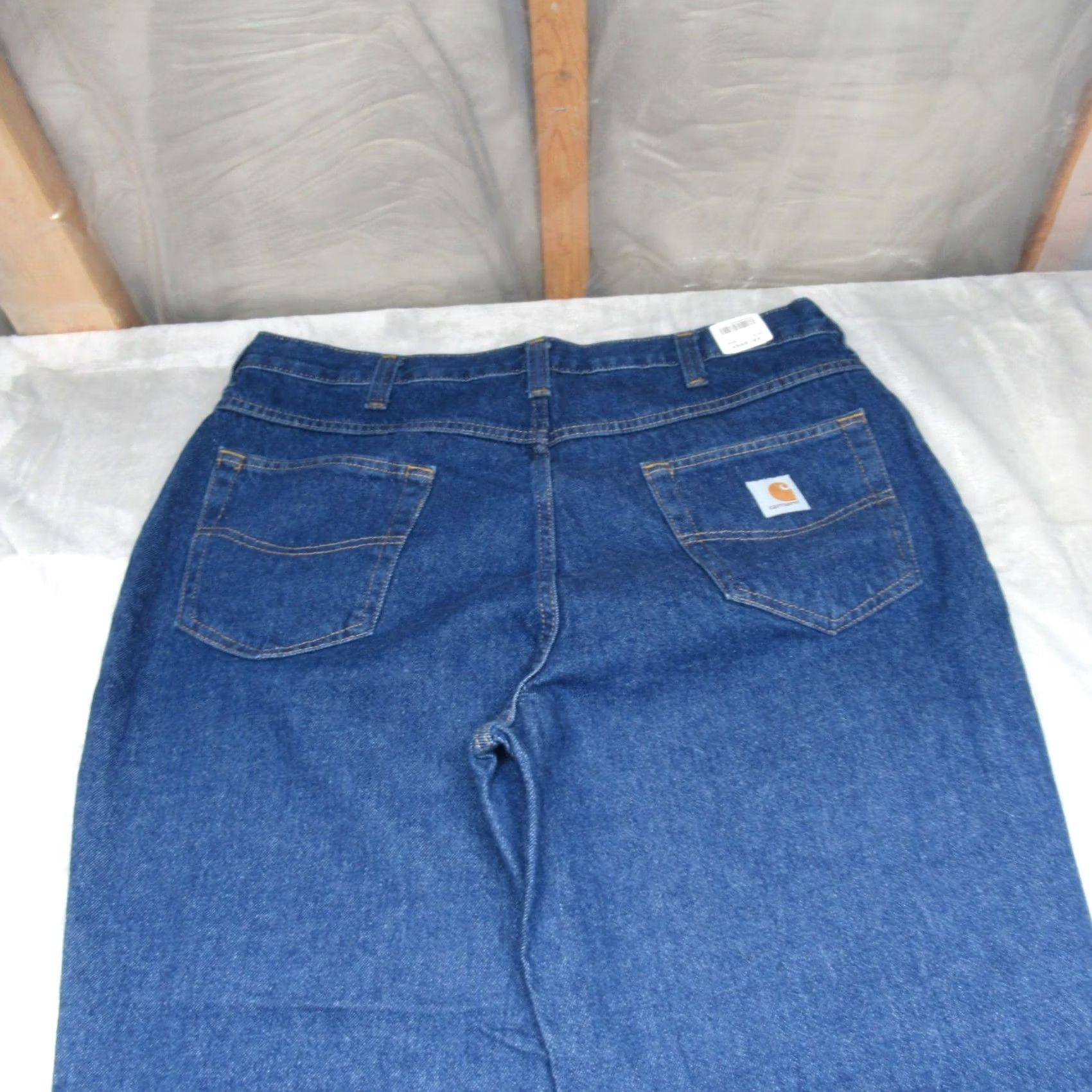 Carhartt VINTAGE Carhartt Jeans Mens 36x30 Medium Wash Denim Rugged Relaxed Fit Wide Leg Work NEW Size US 36 / EU 52 - 6 Thumbnail