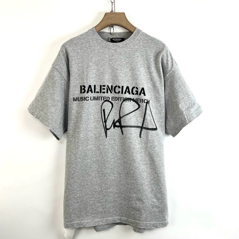 Balenciaga Balenciaga Signature short sleeve grey T-shirt Size US S / EU 44-46 / 1 - 1 Thumbnail