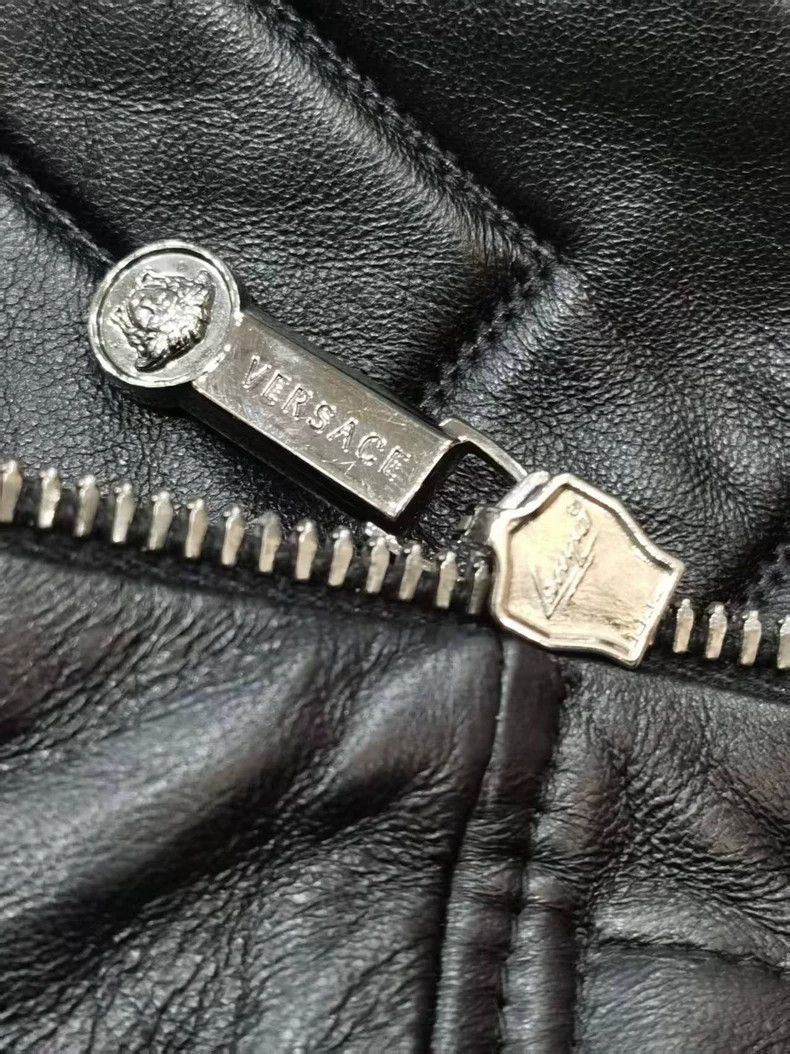 Versace Versace Black Nappa lambskin classic paper jacket Size US S / EU 44-46 / 1 - 7 Thumbnail