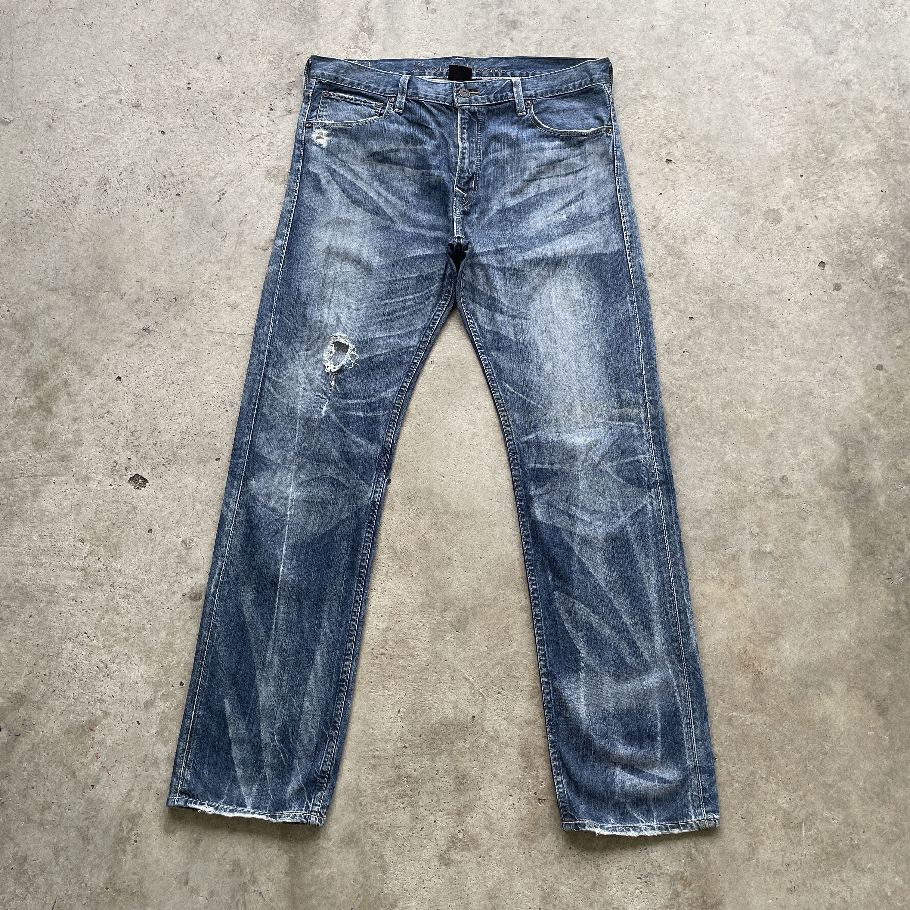Levi's Vintage Levi’s 202 Jeans Faded Buckle Distressed Denim Pants Size US 36 / EU 52 - 3 Thumbnail