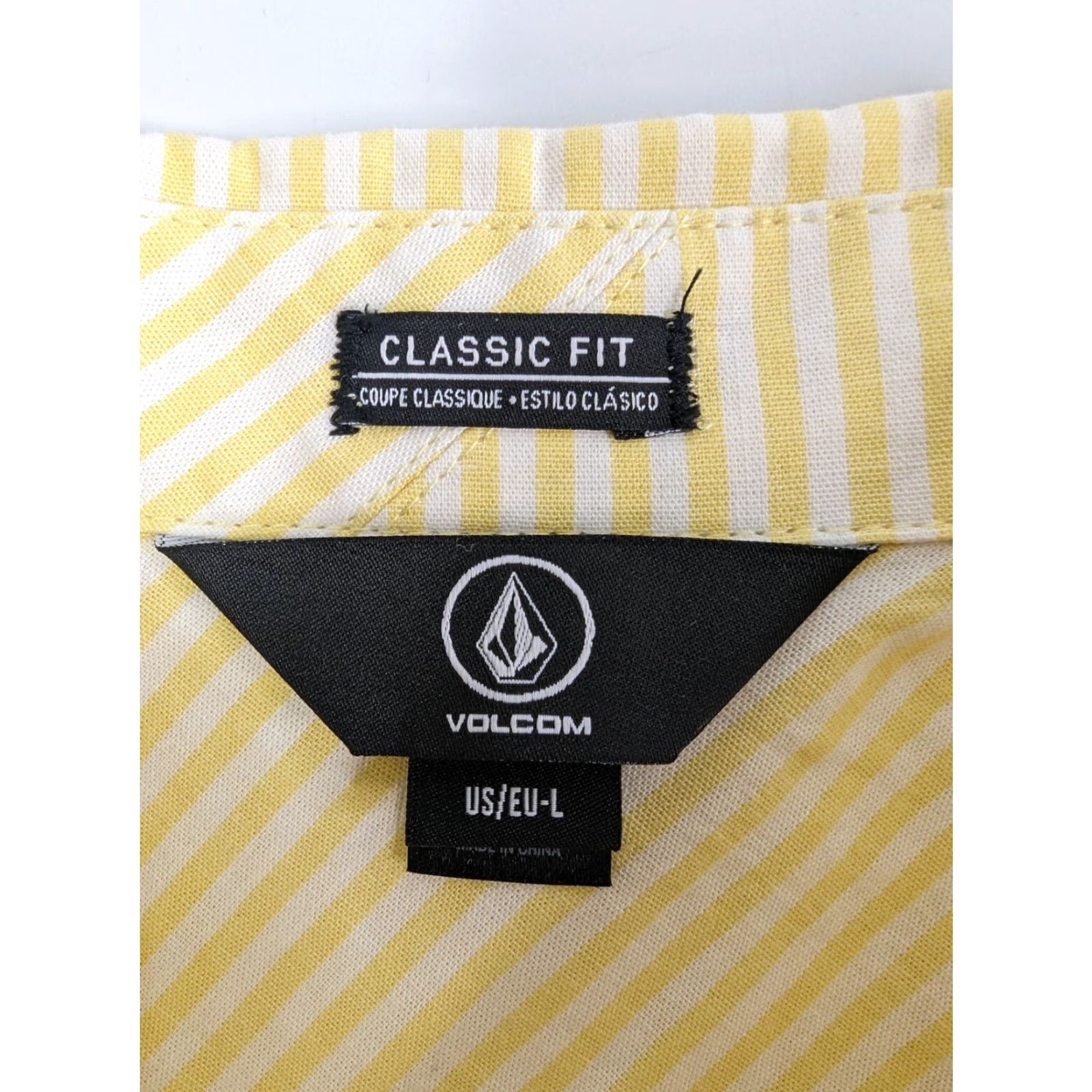 Volcom Volcom Classic Fit Shirt Men Size Large Yellow Stripe Short Sleeve Button-Down Shirt Size US L / EU 52-54 / 3 - 6 Thumbnail