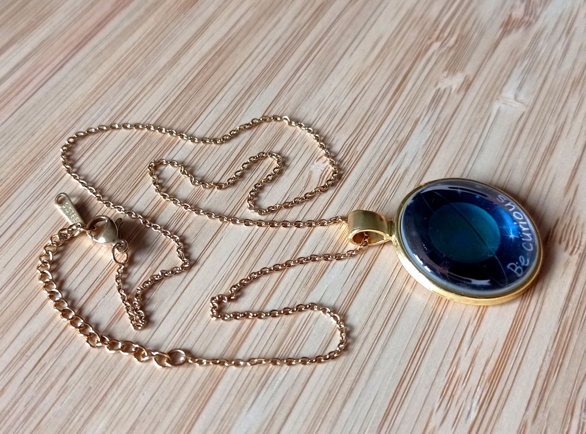 Hysteric Glamour × Japanese Brand × Vintage Punk Tiny Planet Uranus Stainless Steel Gold Necklace Unique Size ONE SIZE - 5 Thumbnail
