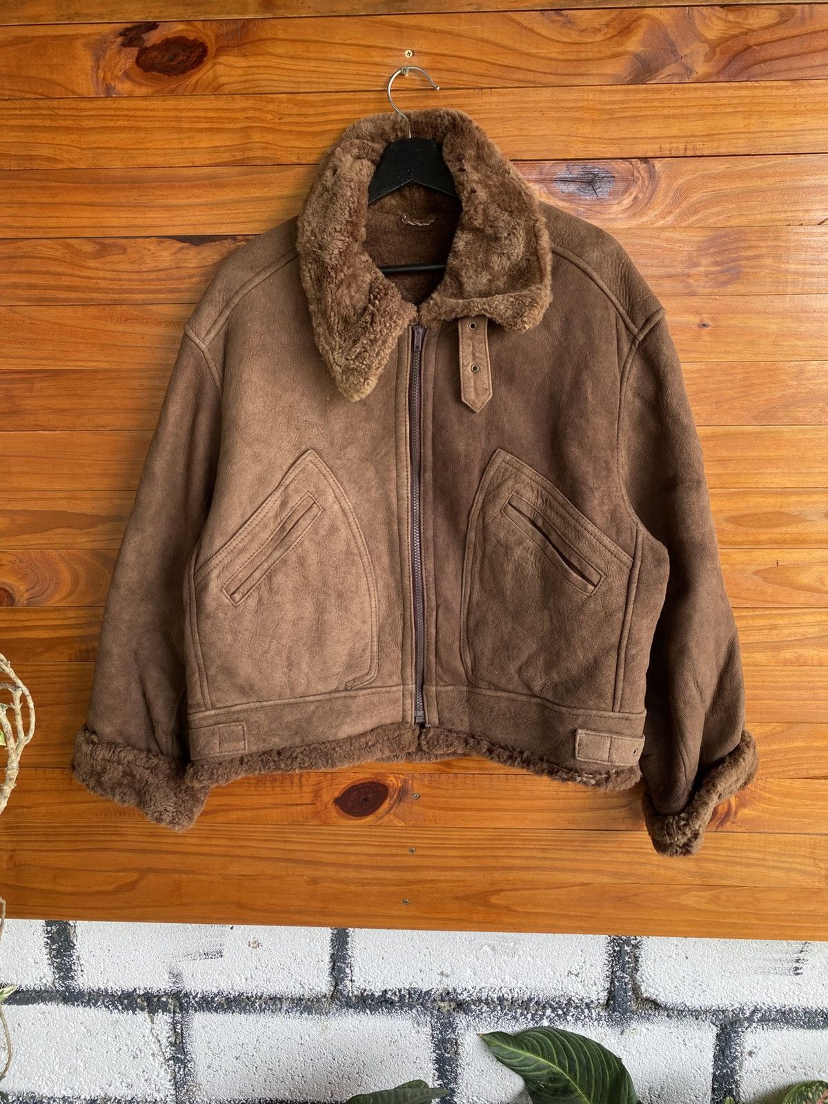 Vintage Vintage NEWS 1985 Shearling Aviator Jacket Brown Faux Suede Size US M / EU 48-50 / 2 - 3 Thumbnail