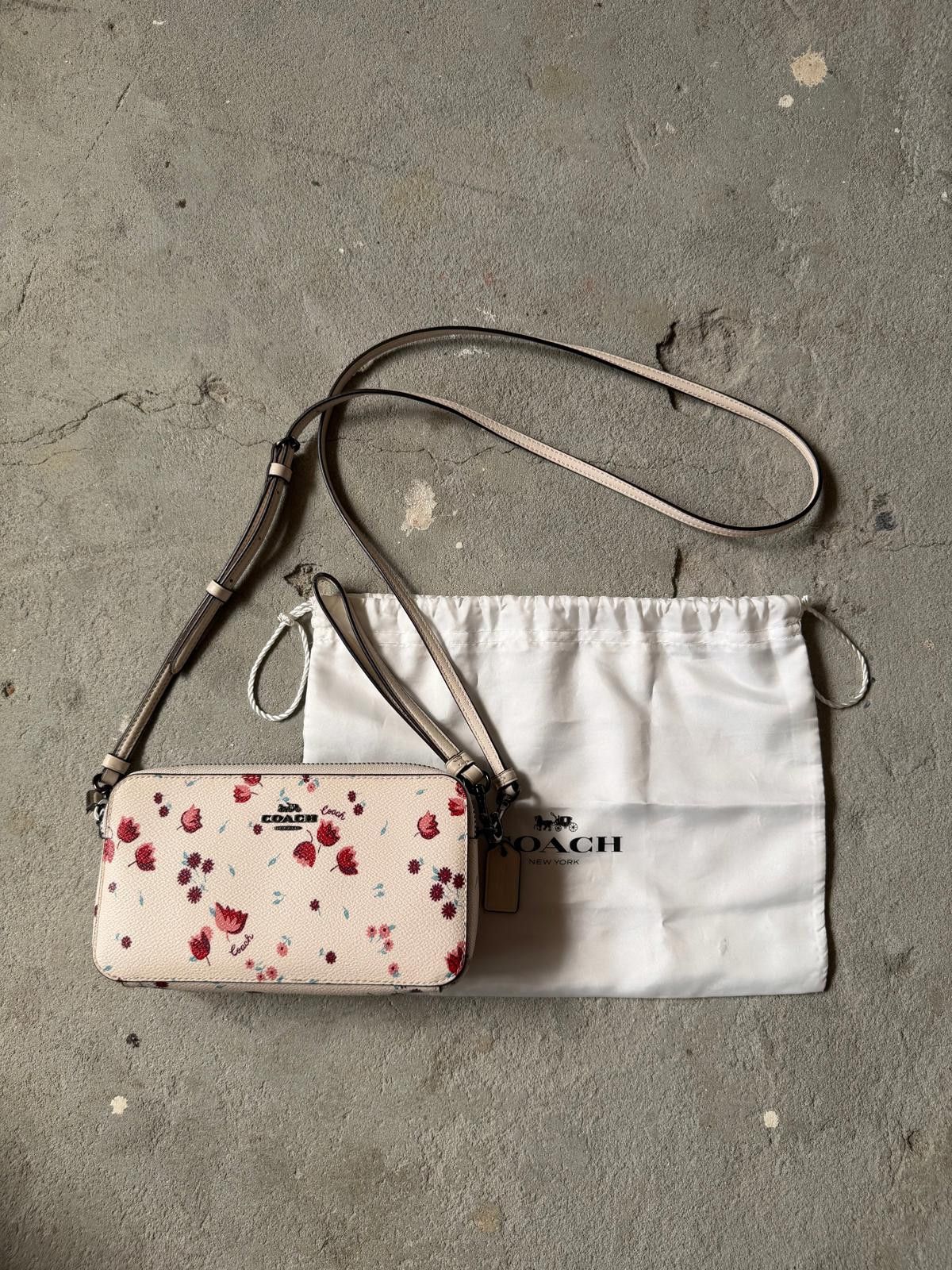 Coach Coach Flower Kira Crossbody Bag White Size ONE SIZE - 1 Thumbnail
