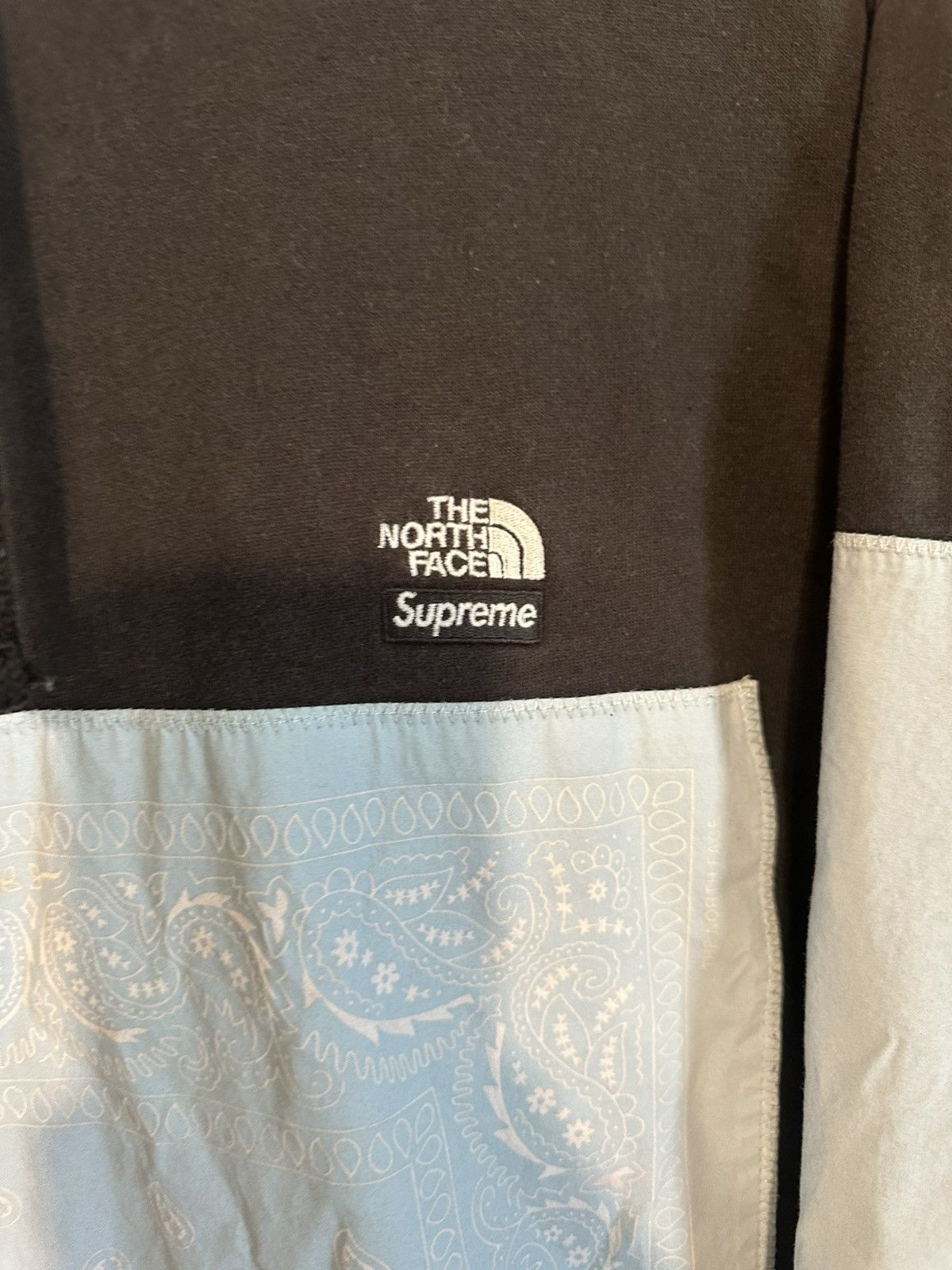 Supreme × The North Face Supreme x TNF black/blue paisley Size US XXL / EU 58 / 5 - 3 Thumbnail