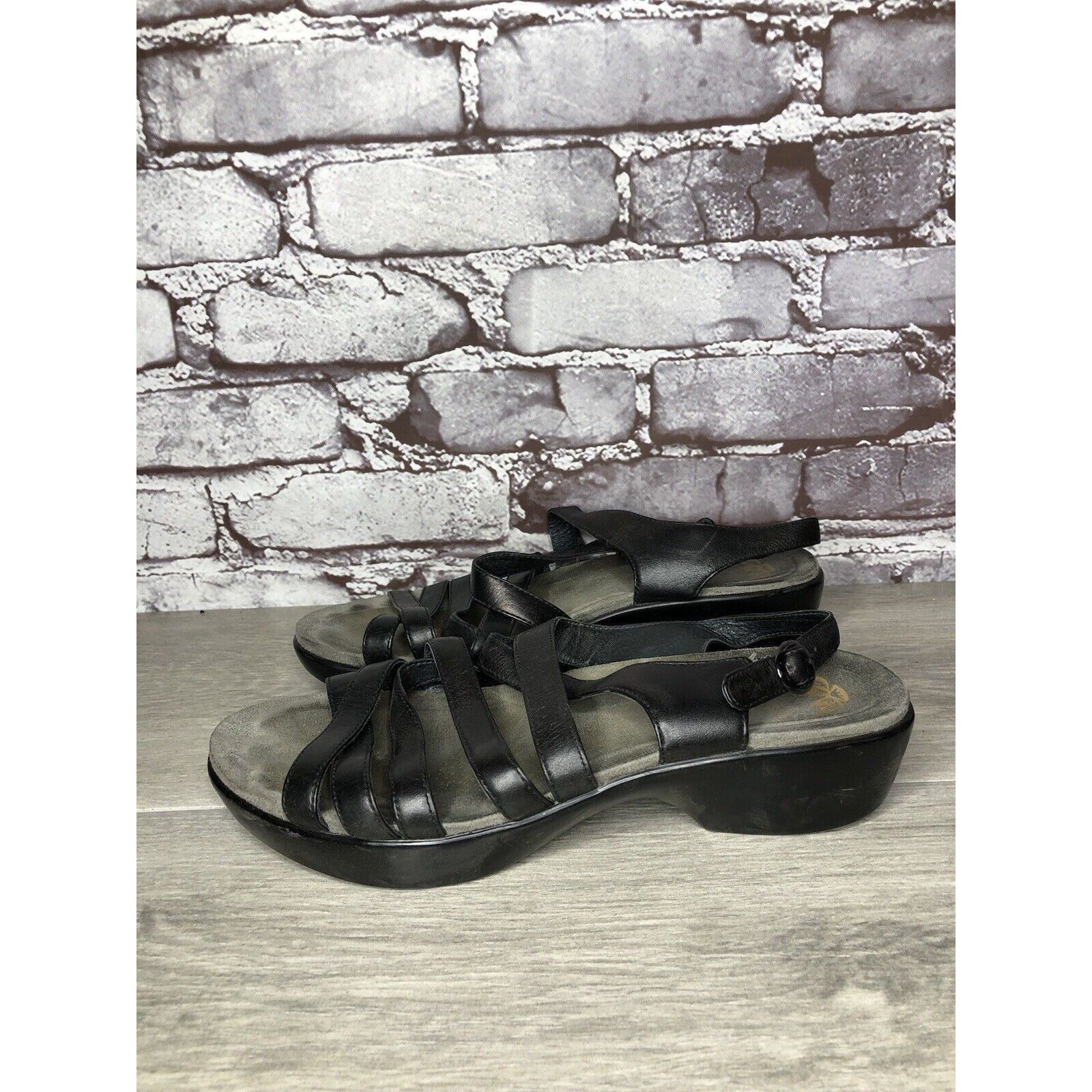 Other Dansko 2406020200 Black Leather Ankle Strap Heel Sandals Wom Size US 8 / IT 38 - 20 Thumbnail