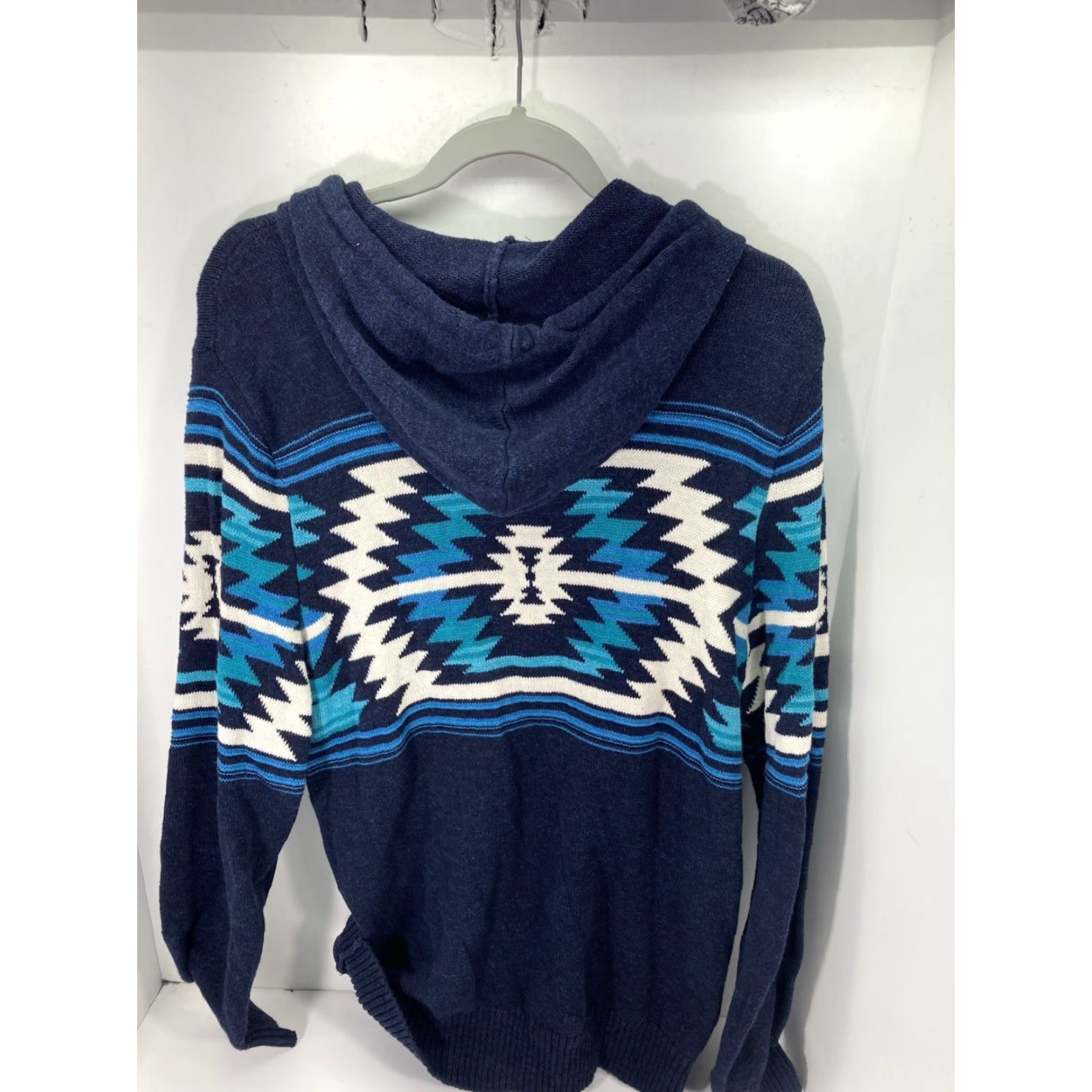 American Eagle Outfitters American Eagle Aztec Hoodie Sweater Men M Blue Long Sleeve Cotton Pullover Size US M / EU 48-50 / 2 - 7 Thumbnail
