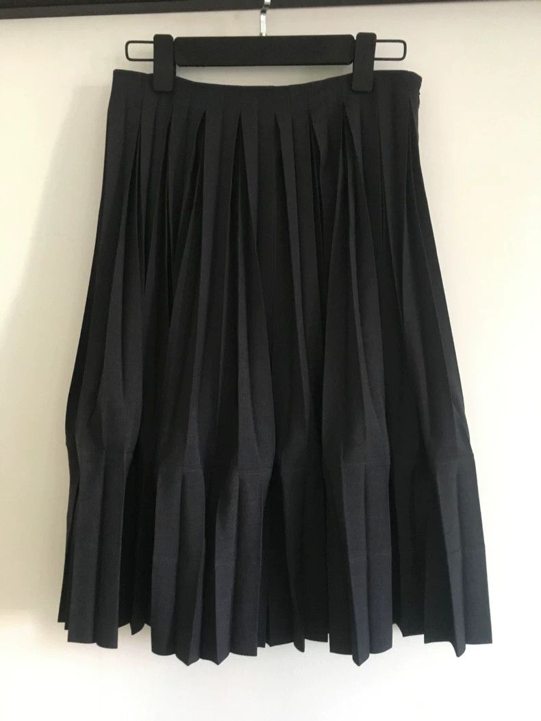 Junya Watanabe Junya Watanabe CDG Pleated Skirt Size 26" / US 2 / IT 38 - 1 Thumbnail