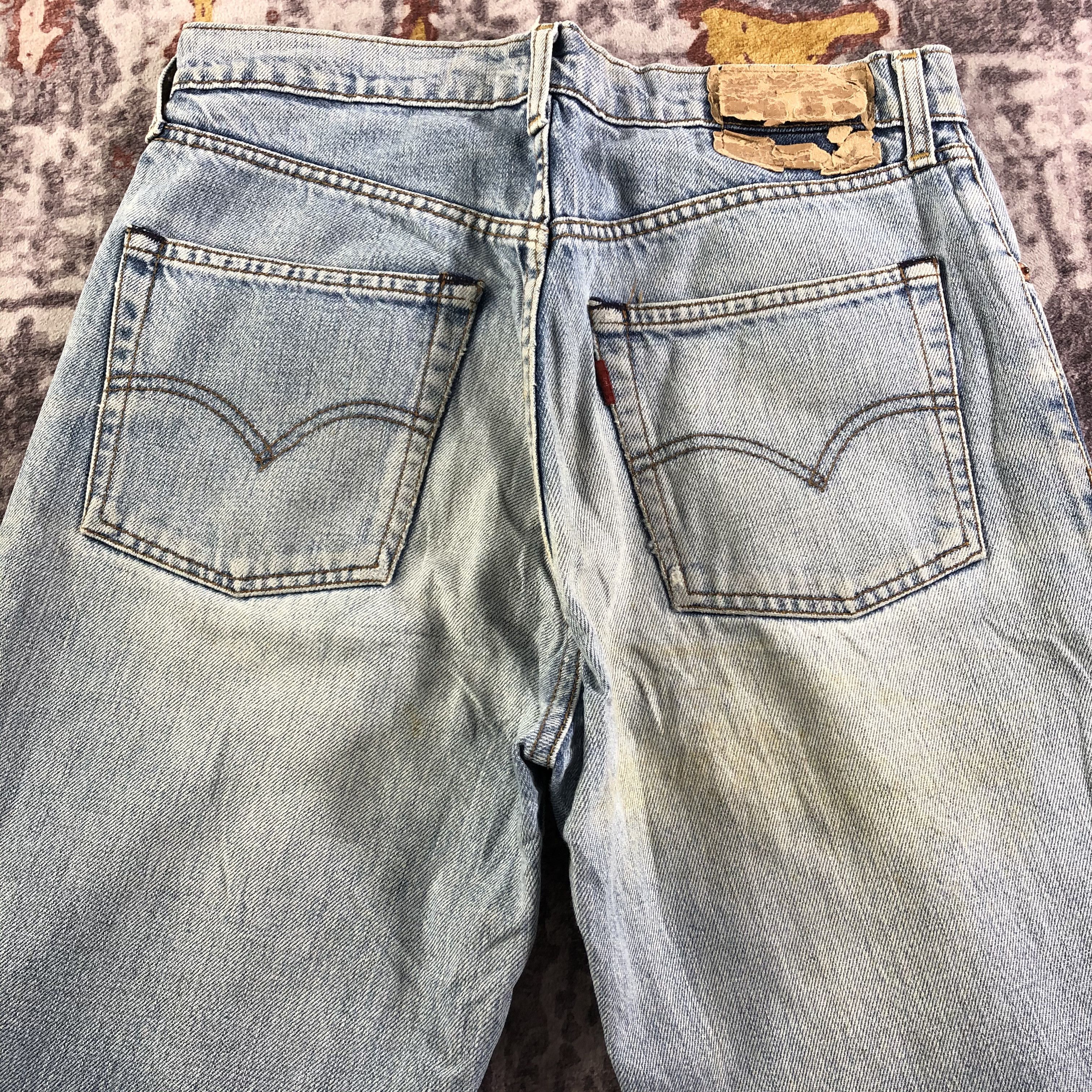 Levi's × Vintage Vintage 90s Light Wash Levis Jeans-JM3295 Size US 30 / EU 46 - 5 Thumbnail