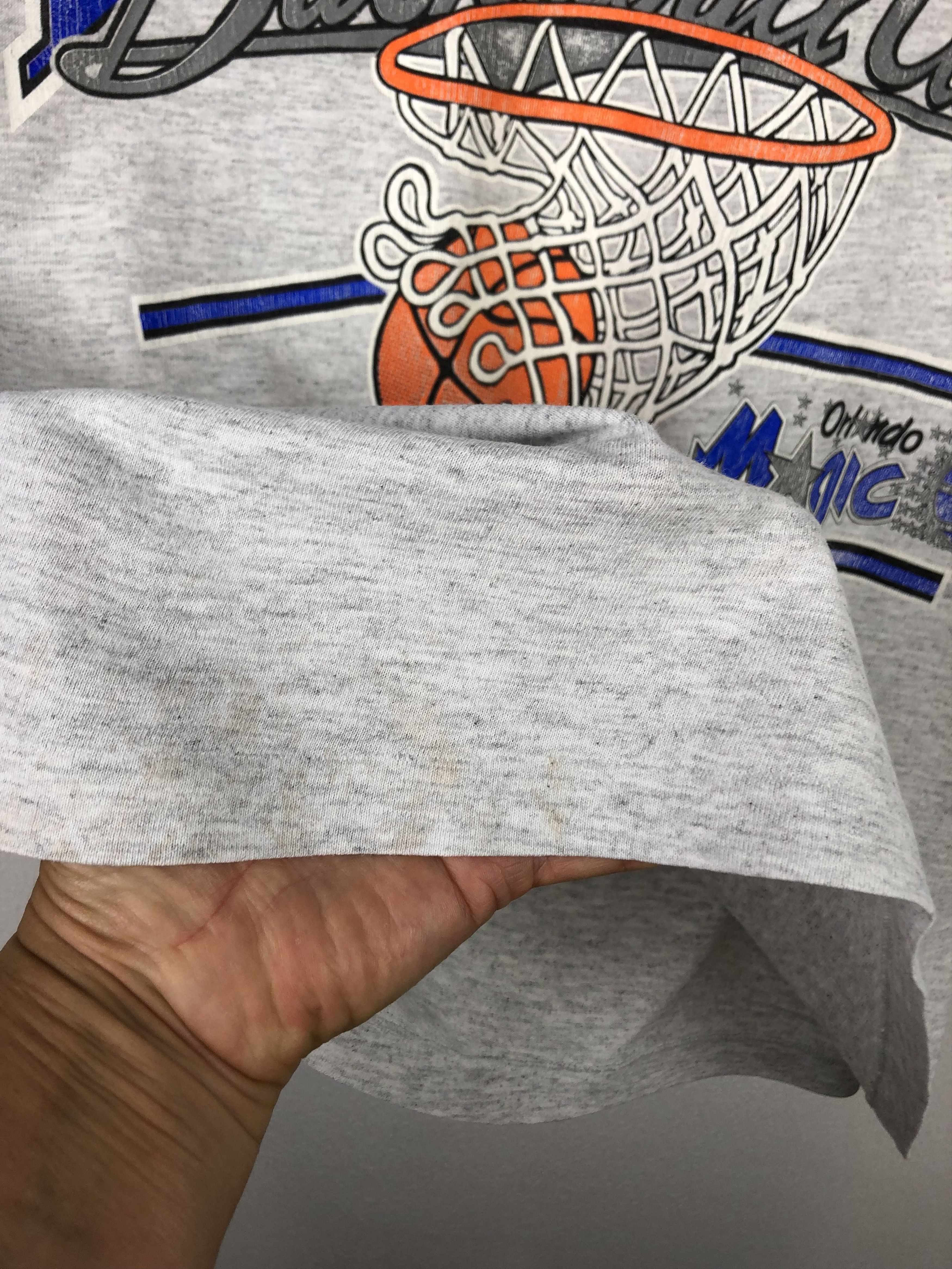 NBA Vintage Orlando Magic NBA Shirt Over Print Mens Tee Jersey Size US L / EU 52-54 / 3 - 5 Thumbnail