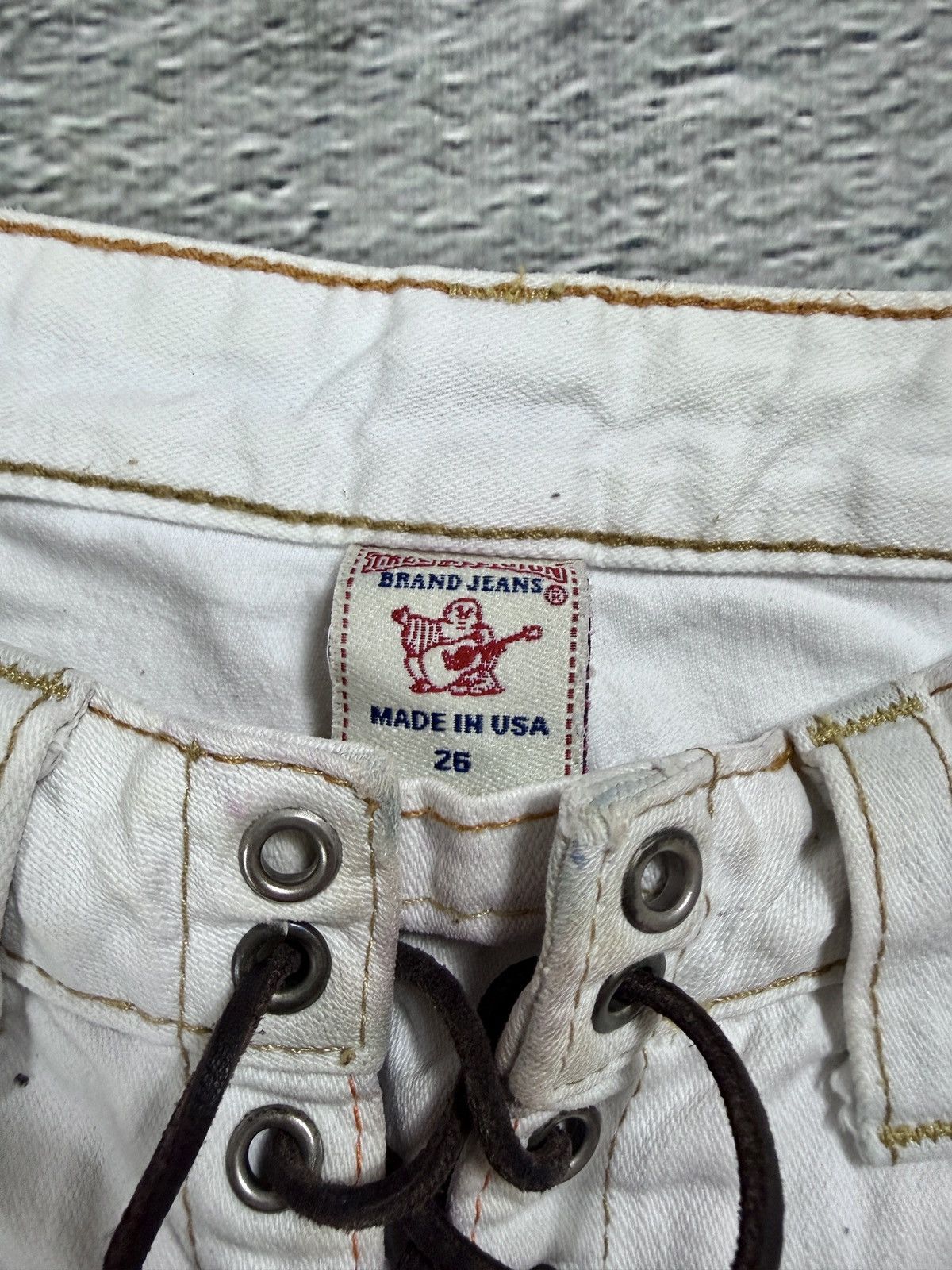 True Religion True Religion flared jeans white thick stitching Y2K Cassidy Size 26" / US 2 / IT 38 - 4 Thumbnail