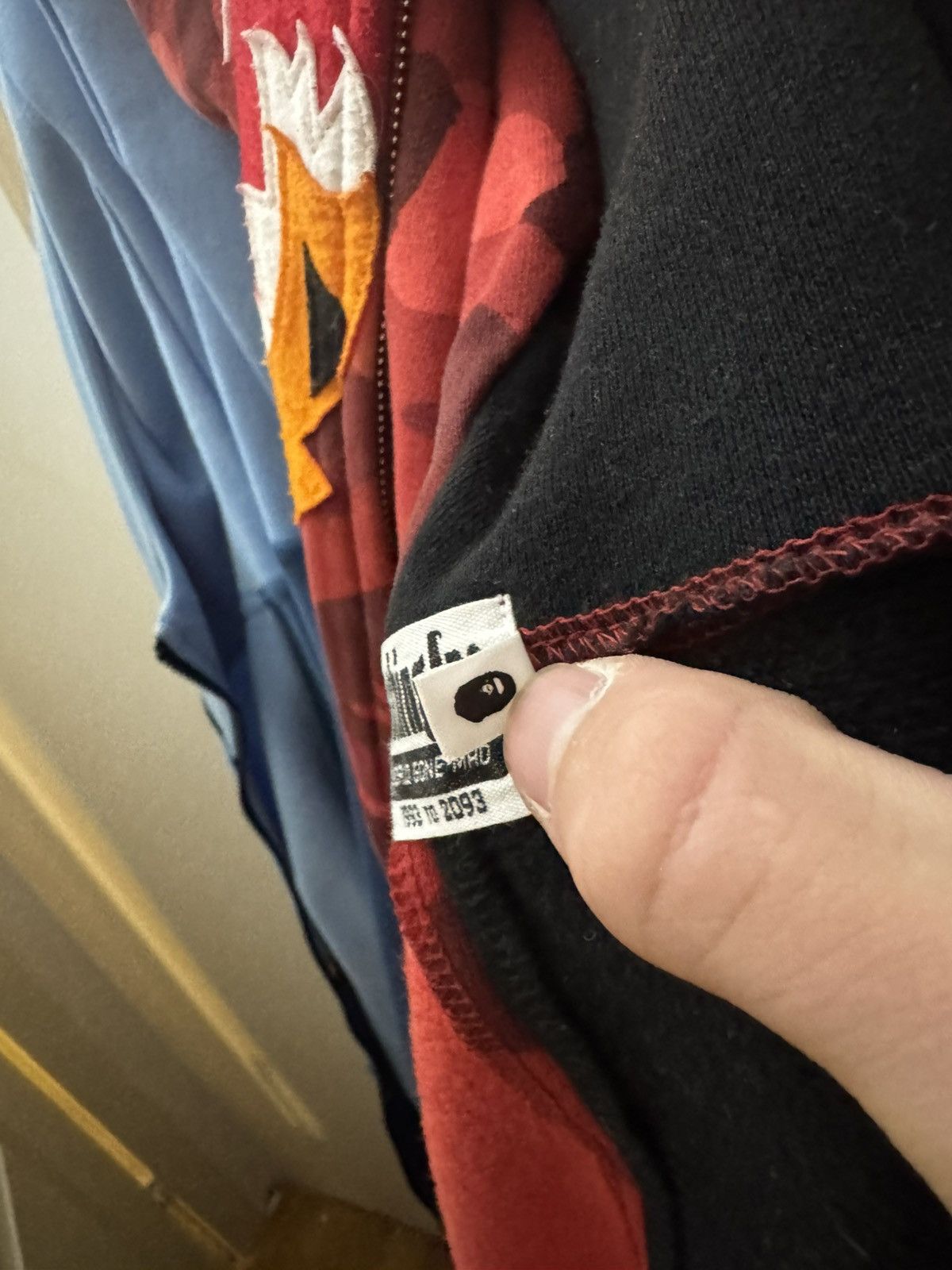 Bape Bape tiger/shark Size US M / EU 48-50 / 2 - 4 Thumbnail