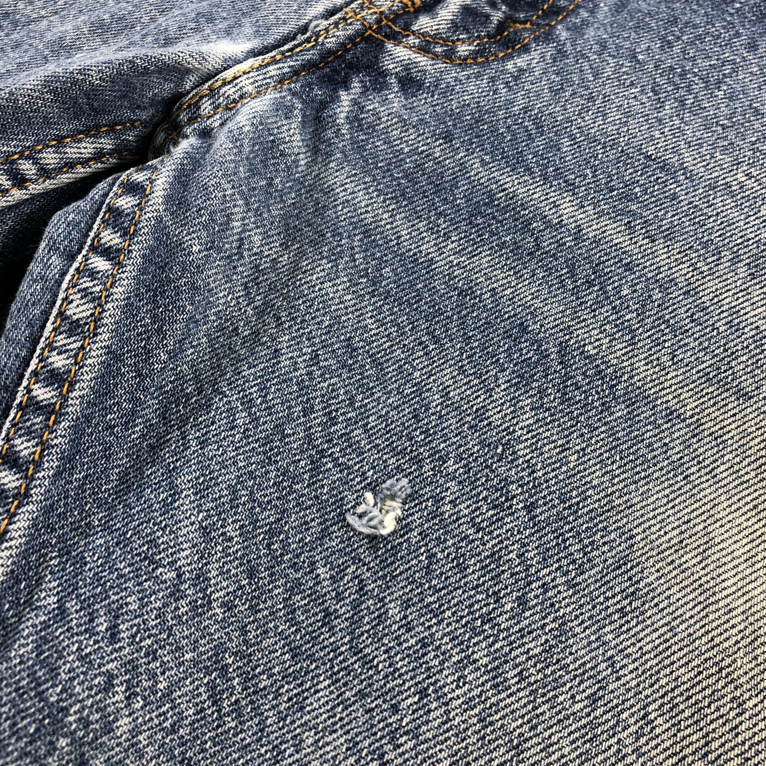 Levi's Vintage Blue Wash Levis 505 Jeans-J2565 Size US 35 - 8 Thumbnail