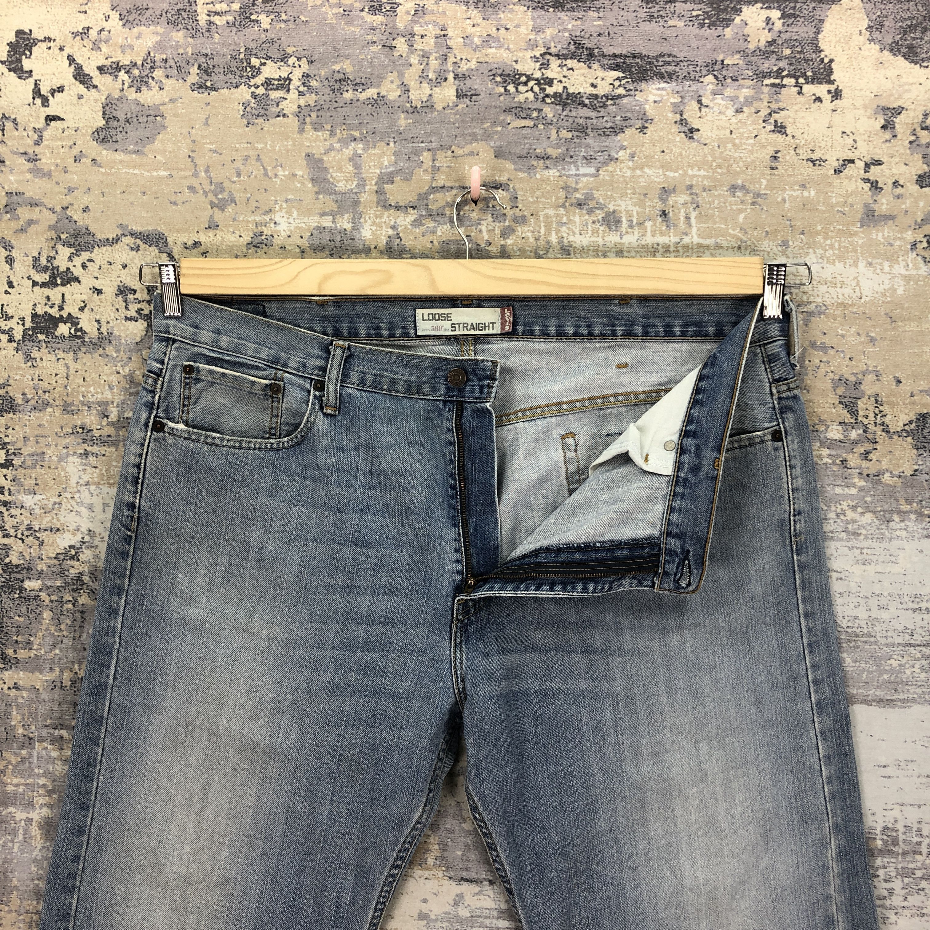 Levi's Vintage Levis 569 Faded Baggy Jeans Light Wash Levi's Denim Size US 42 / EU 58 - 6 Thumbnail