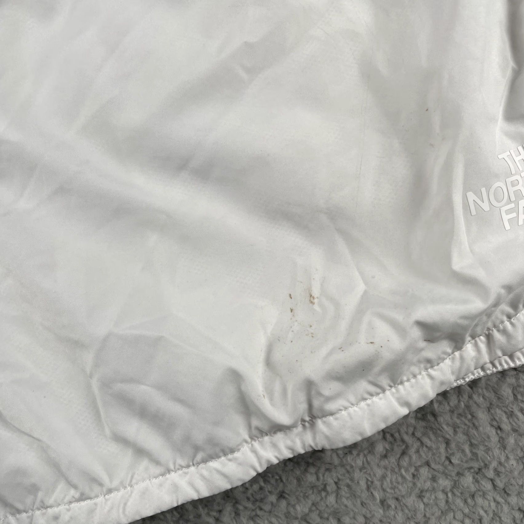 The North Face VINTAGE The North Face Hydrenaline Windfall Fitness Shorts Womens XL Draw String White Size 40" / US 18 - 5 Thumbnail