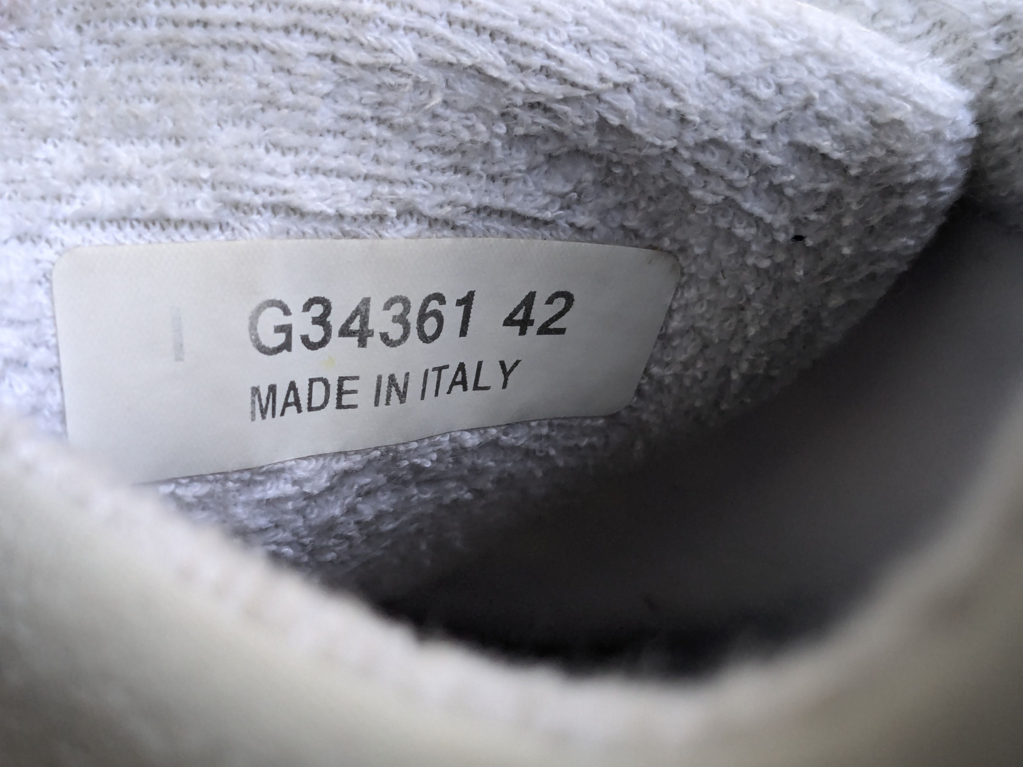 Chanel Chanel CC Logo Runners Sneakers White Cream 9 42 Suede Size US 9 / EU 42 - 9 Thumbnail