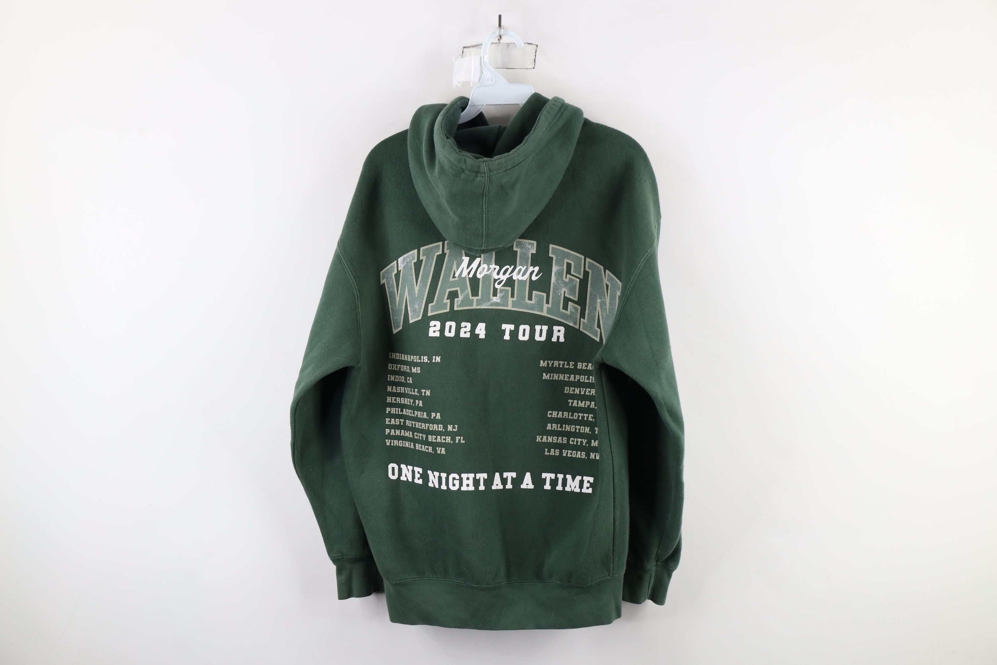 Vintage Morgan Wallen Official One Night At A Time Tour Band Hoodie Size US S / EU 44-46 / 1 - 14 Thumbnail