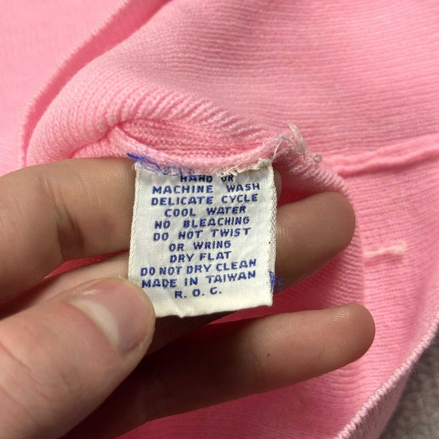 Pinko Vintage Deans of Scotland Women’s Pink Preppy Long Sleeve Knit Sweater Size Large Size L / US 10 / IT 46 - 4 Thumbnail