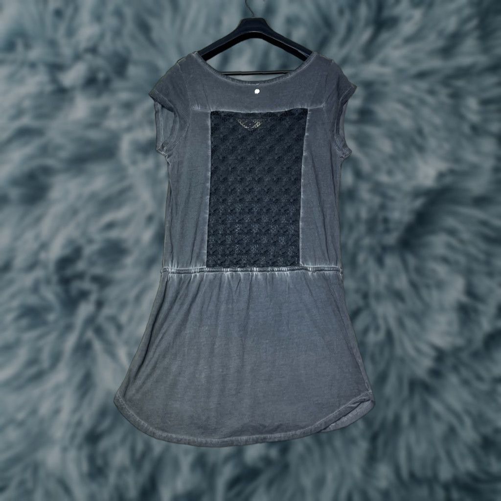 Rip Curl RIP CURL Dress Women XL Beach V-Neck Sleeveless Knee Length Gauze Black Shirt Dress Cap Sleeve Casual Travel Women Size XL / US 12-14 / IT 48-50 - 1 Thumbnail