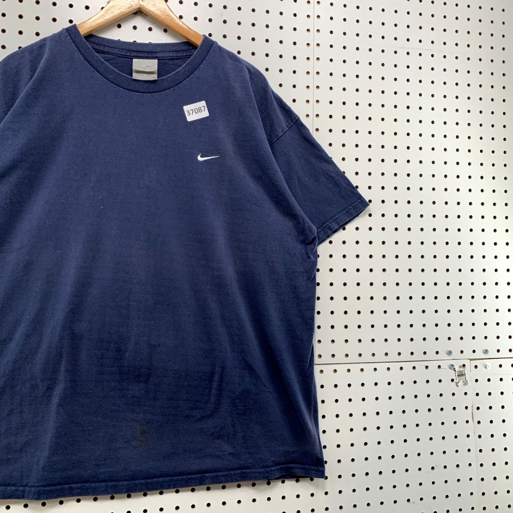 Nike VINTAGE Nike Essential Swoosh Shirt Mens XL Navy Blue Distressed Y2K Size US XL / EU 56 / 4 - 3 Thumbnail