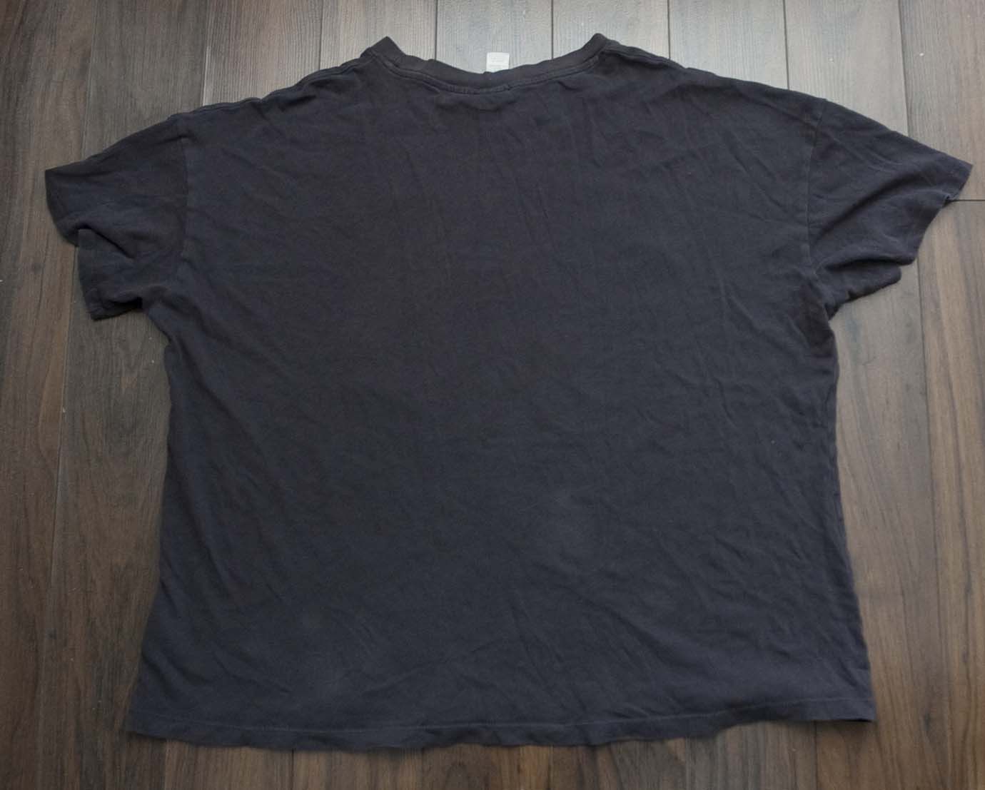 H&M Friends Tv Show H&M T Shirt Women Size L Fading Distressed Size L / US 10 / IT 46 - 4 Thumbnail