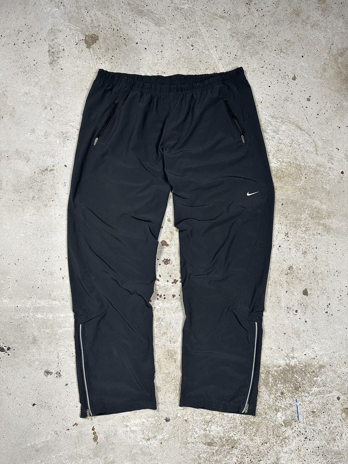 Nike × Vintage Vintage Y2K Nike Black Track Pants Swoosh Baggy Size US 34 / EU 50 - 12 Thumbnail