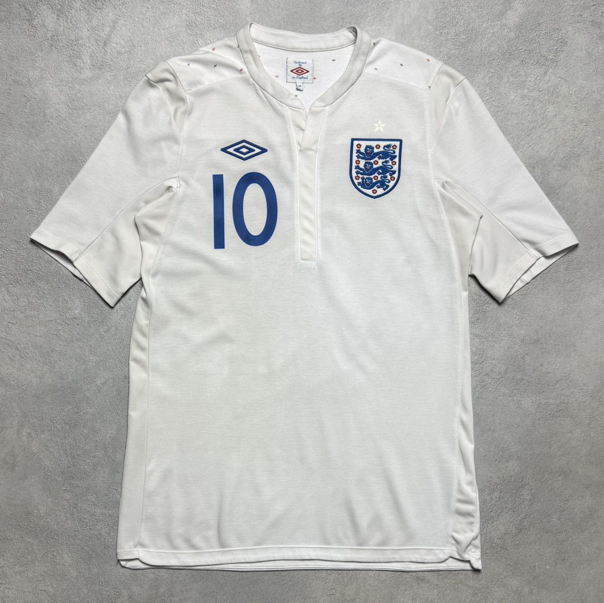 Umbro England 2010 2011 Home Shirt Soccer Jersey Umbro #10 Rooney Size US S / EU 44-46 / 1 - 1 Thumbnail