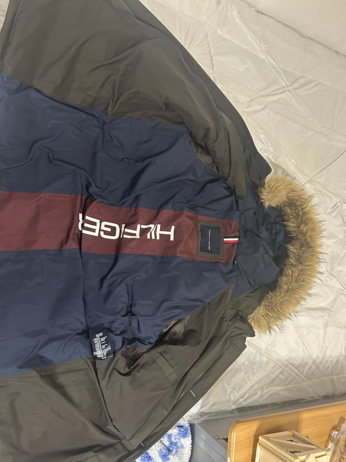 Tommy Hilfiger Tommy Hilfiger Men's L Long Forest Green Quilted Coat Size US L / EU 52-54 / 3 - 3 Thumbnail