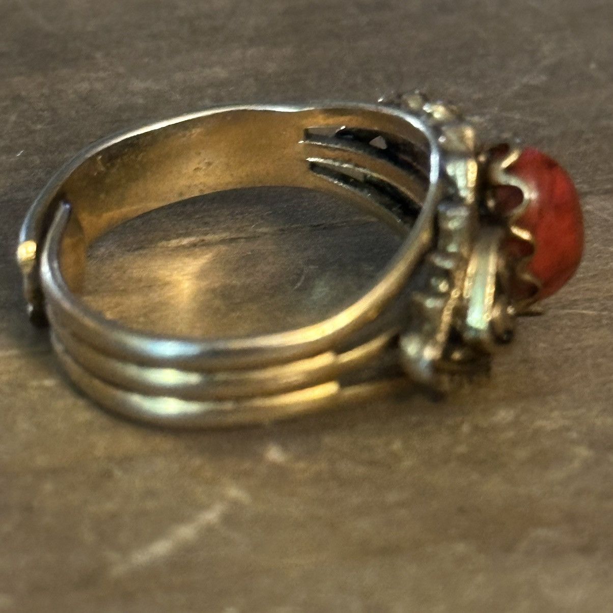 Vintage Vintage Victorian coral stone adjustable ring Size ONE SIZE - 4 Thumbnail