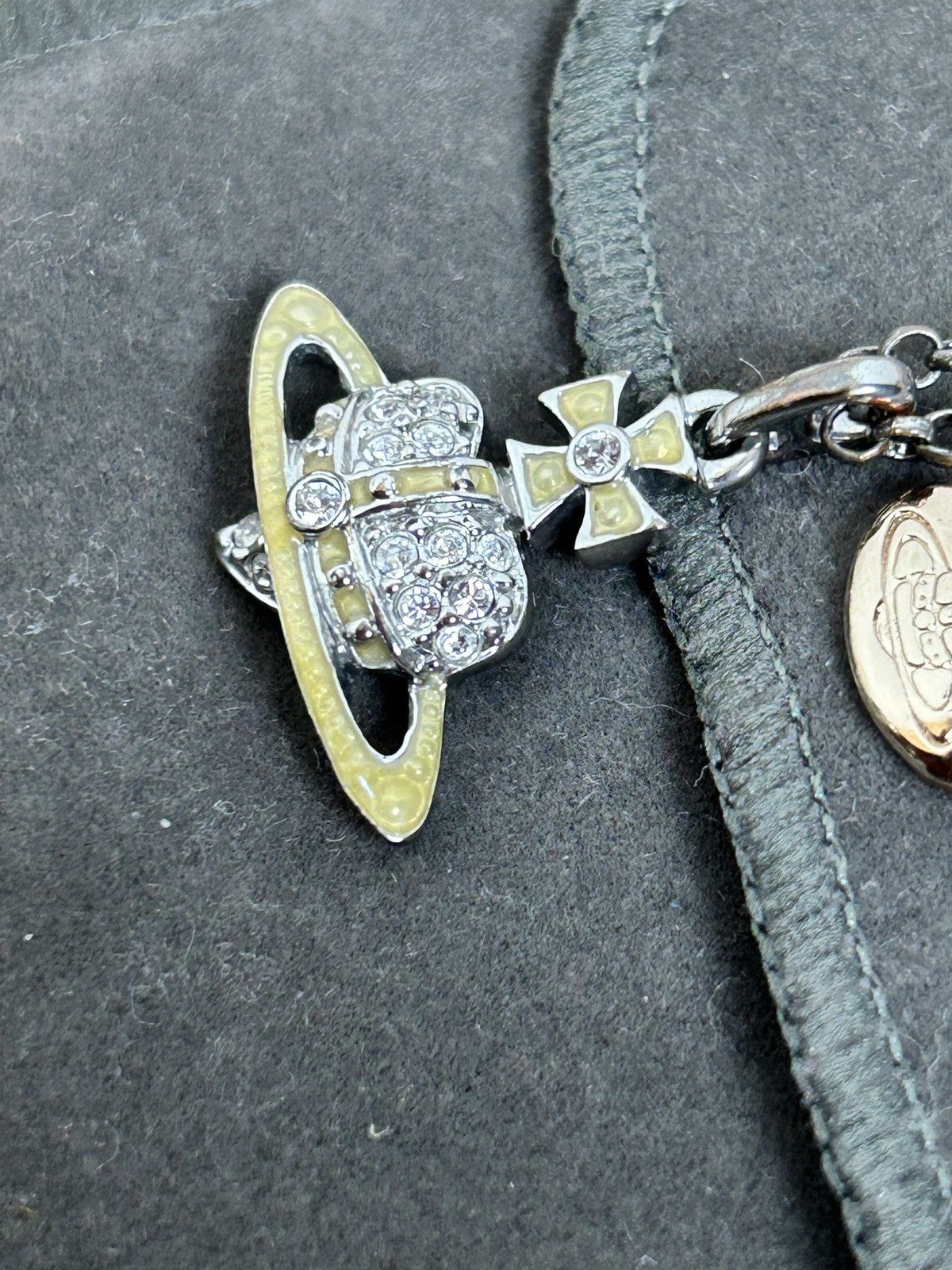 Vivienne Westwood Vintage Vivienne Westwood Reverse Heart Diamante Necklace Size ONE SIZE - 3 Thumbnail