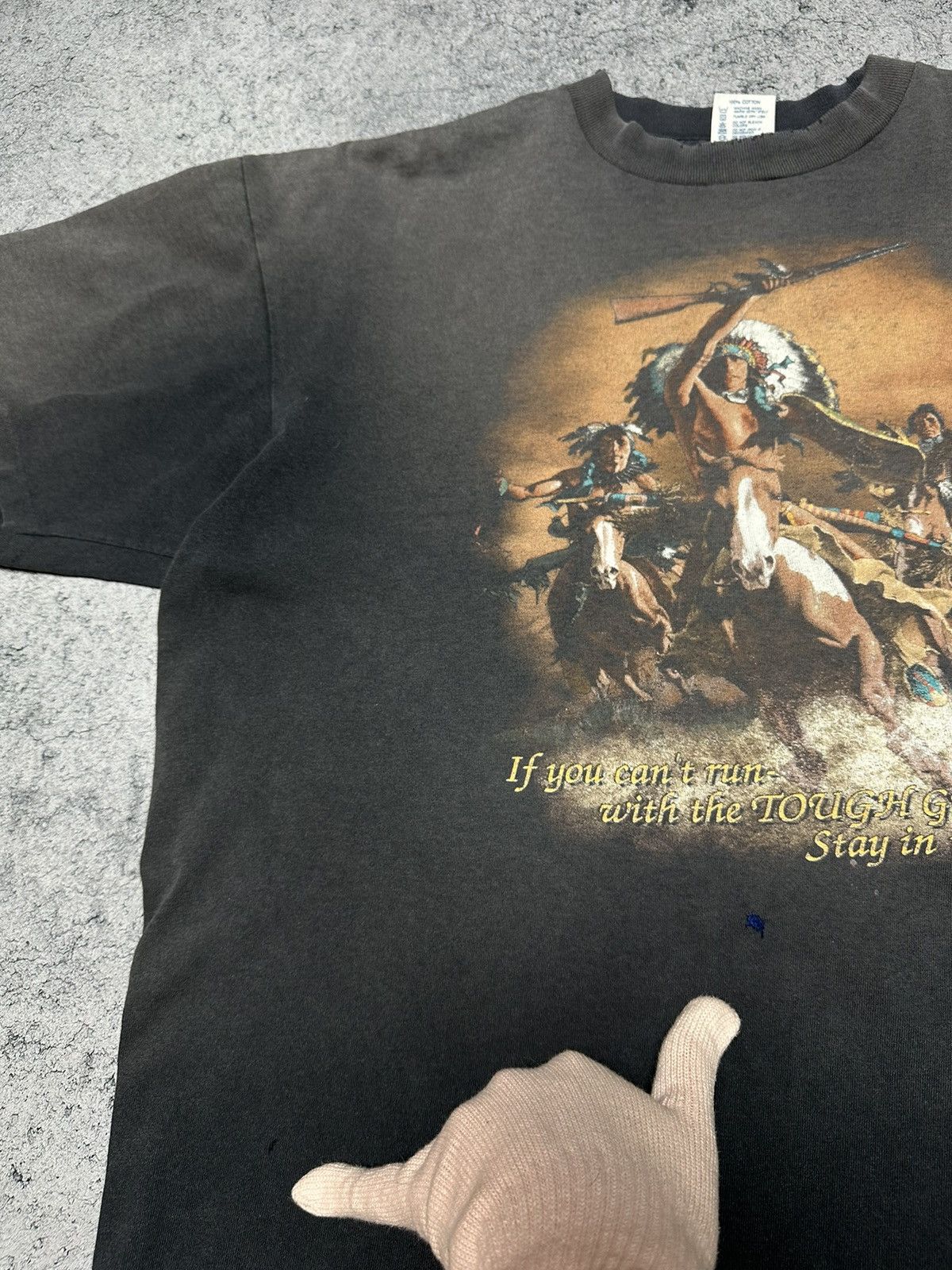 Delta Vintage Sun Faded Navajo Western Indian Graphic T-Shirt Size US XL / EU 56 / 4 - 15 Thumbnail
