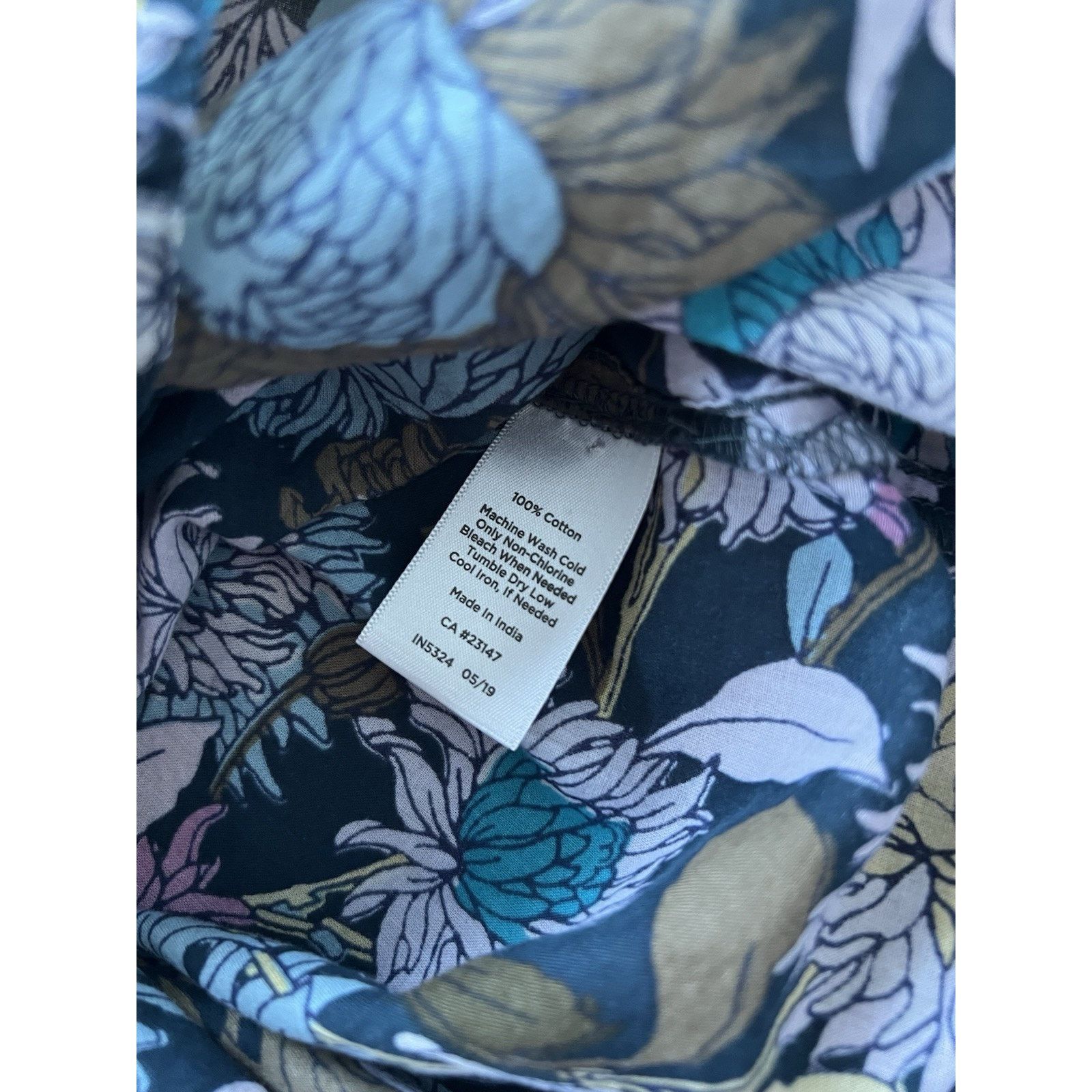 & Other Stories Talbots FEMININE FLORAL Top Blouse Size XS A001852 Size XS / US 0-2 / IT 36-38 - 6 Thumbnail
