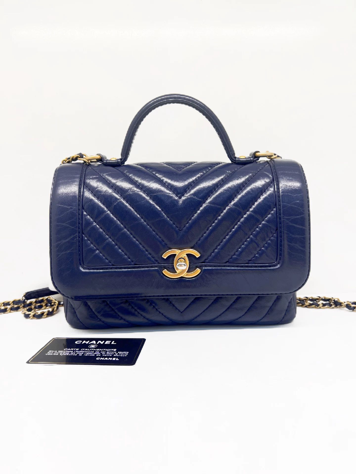 Chanel Pre-loved Bag Very good condition Size ONE SIZE - 1 Thumbnail