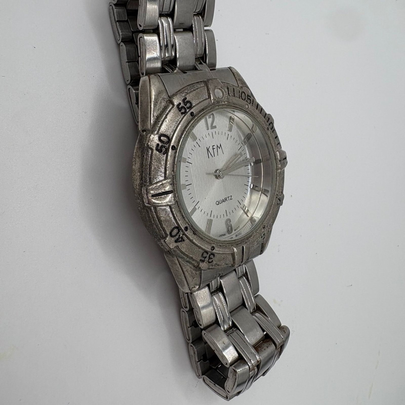 Various Lot of 7 Fashion Watches - New Batteries - some issues Size ONE SIZE - 8 Thumbnail